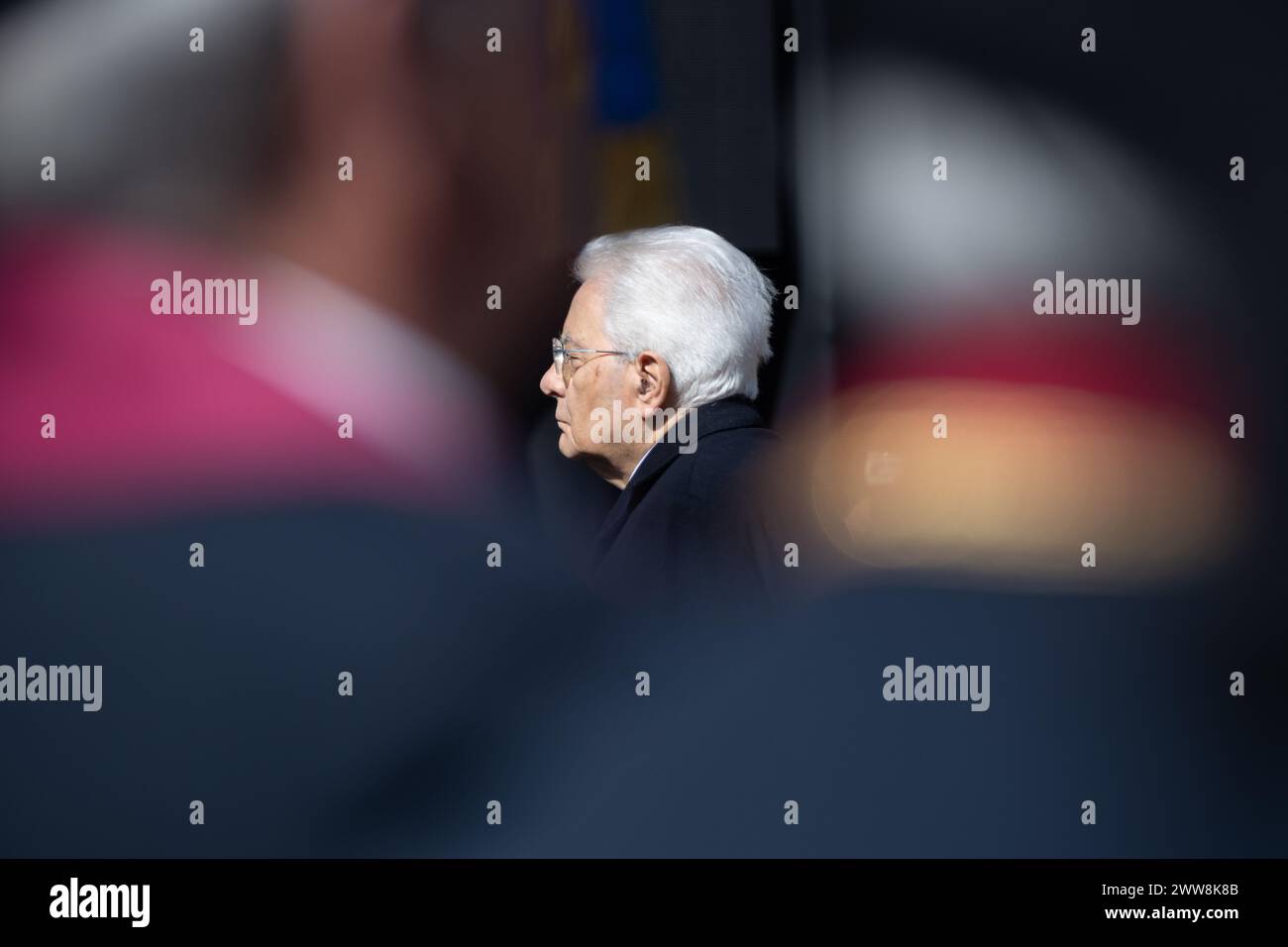 Roma, Italia. 22 marzo 2024. Il Presidente della Repubblica Sergio Mattarella commemora le vittime del massacro di fosse Ardeatine da parte dei nazifascisti a Roma, in occasione dell'ottantesimo anniversario (foto di Matteo Nardone/Pacific Press/Sipa USA) crediti: SIPA USA/Alamy Live News Foto Stock