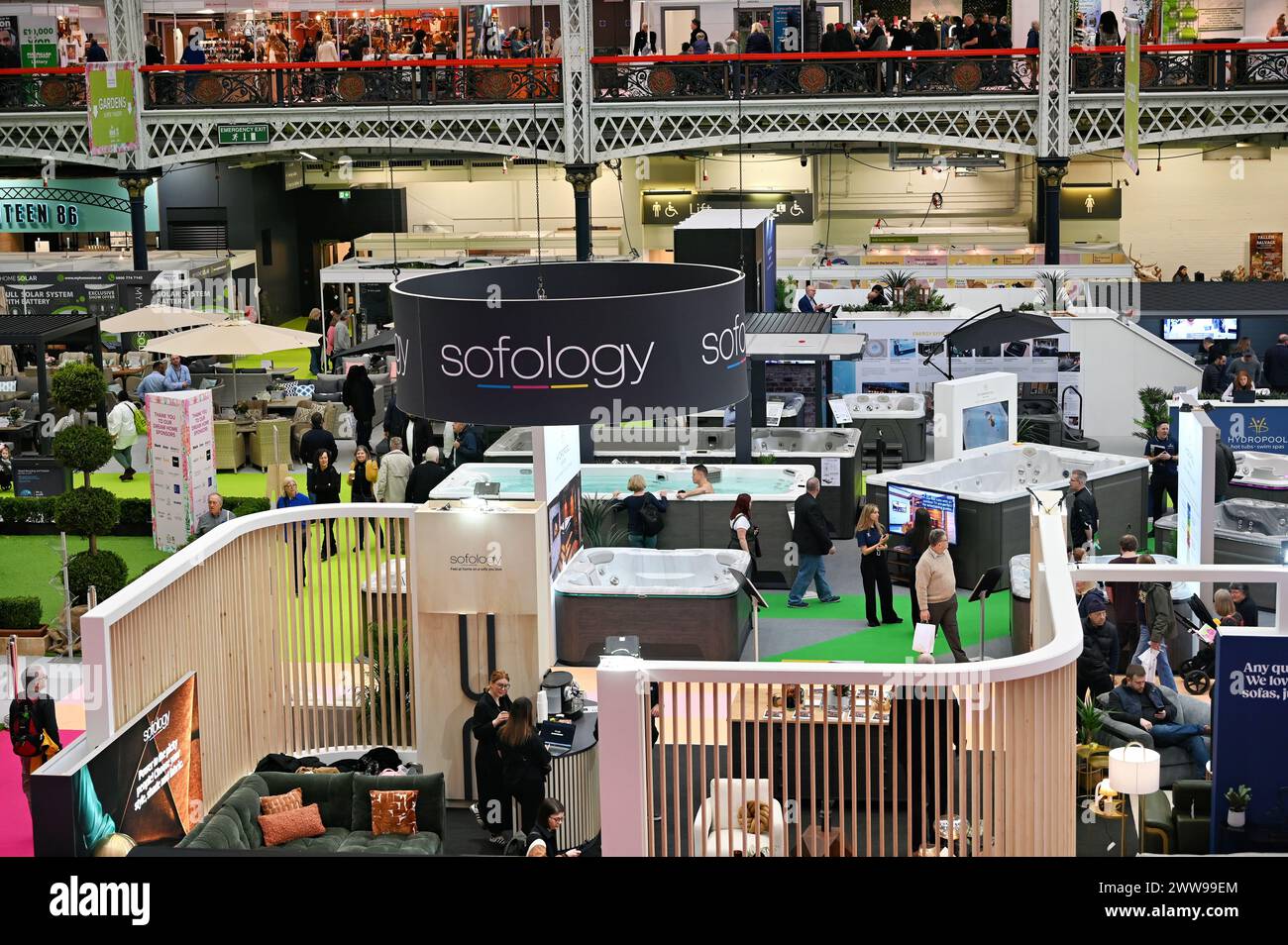 Londra, Regno Unito. 22 marzo 2024. Mostra Sofology al The Ideal Home Show - giorno di apertura di primavera a Olympia, Londra, Regno Unito. Credito: Vedi li/Picture Capital/Alamy Live News Foto Stock