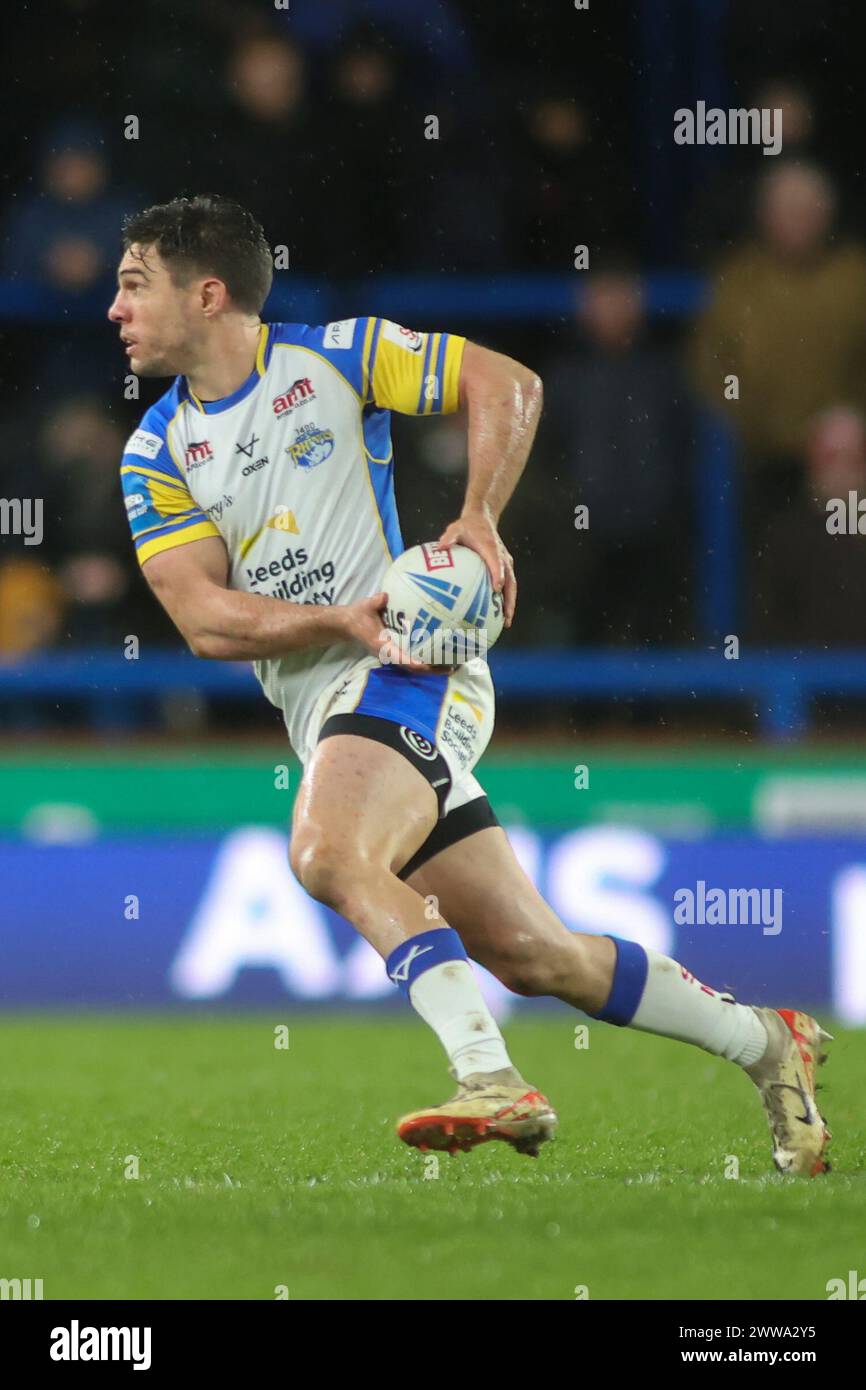 Leeds, Regno Unito. 22 marzo 2024. AMT Headingley Rugby Stadium, Leeds, West Yorkshire, 22 marzo 2024. Betfred Challenge Cup Leeds Rhinos vs St Helens. Brodie Croft of Leeds Rhinos credito: Touchlinepics/Alamy Live News Foto Stock