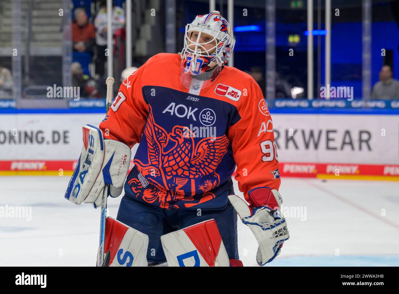 Felix Brueckmann (Adler Mannheim, 90), Freisteller, playoff, Viertelfinale Spiel 3, Eisbaeren Berlin vs Adler Mannheim, DEL, Eishockey, Uber Arena, Foto Stock