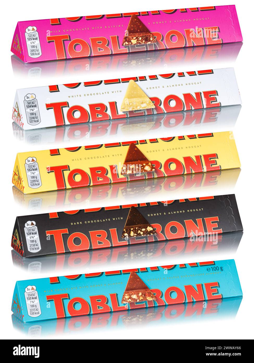 Stoccarda, Germania - 17 maggio 2023: Diversi tipi di cioccolato Toblerone di Tobler e Mondelez International isolati su fondo bianco portra Foto Stock