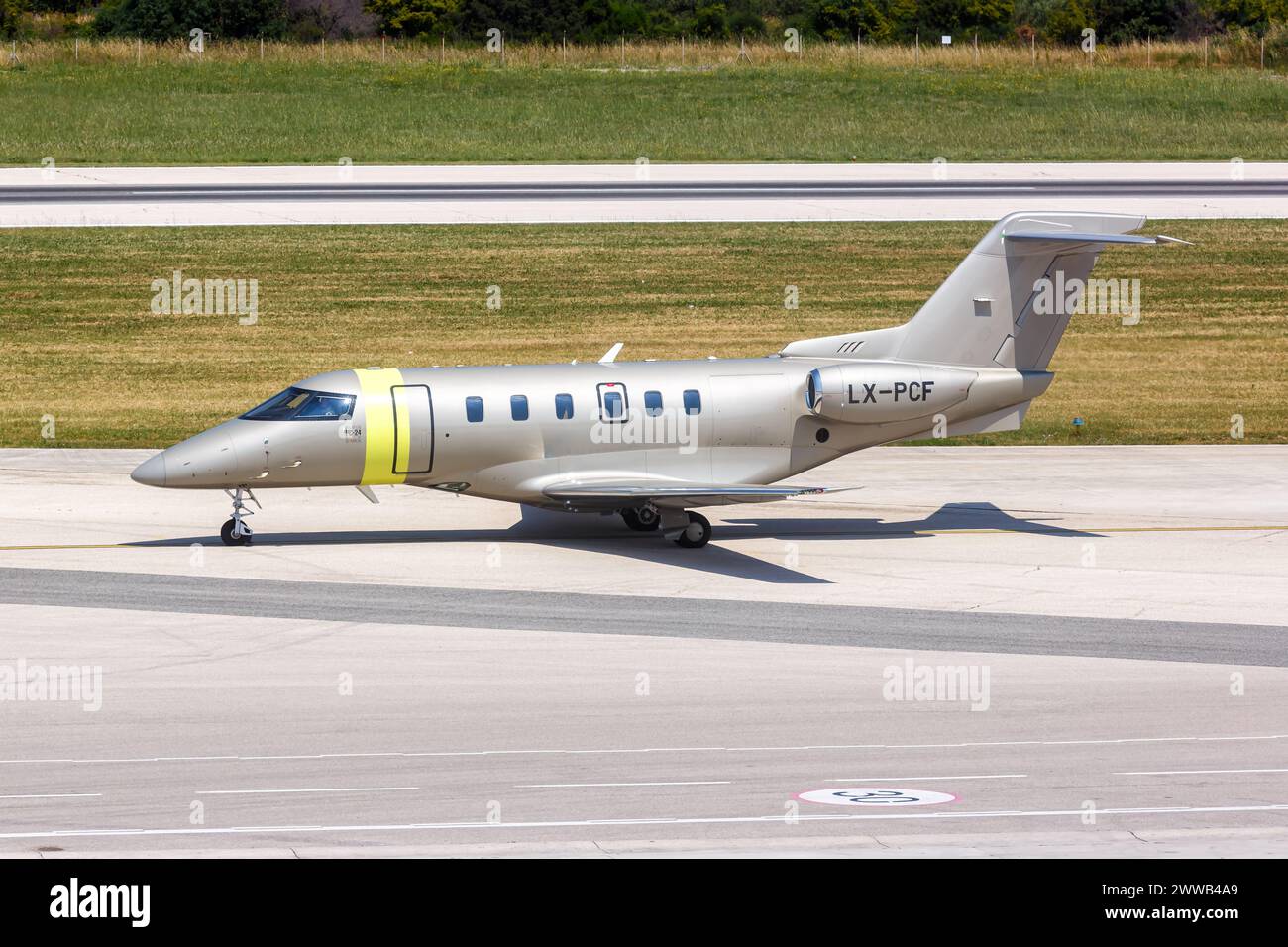 Spalato, Croazia - 29 maggio 2023: Aereo Jetfly Pilatus PC-24 all'aeroporto di Spalato (SPU) in Croazia. Foto Stock