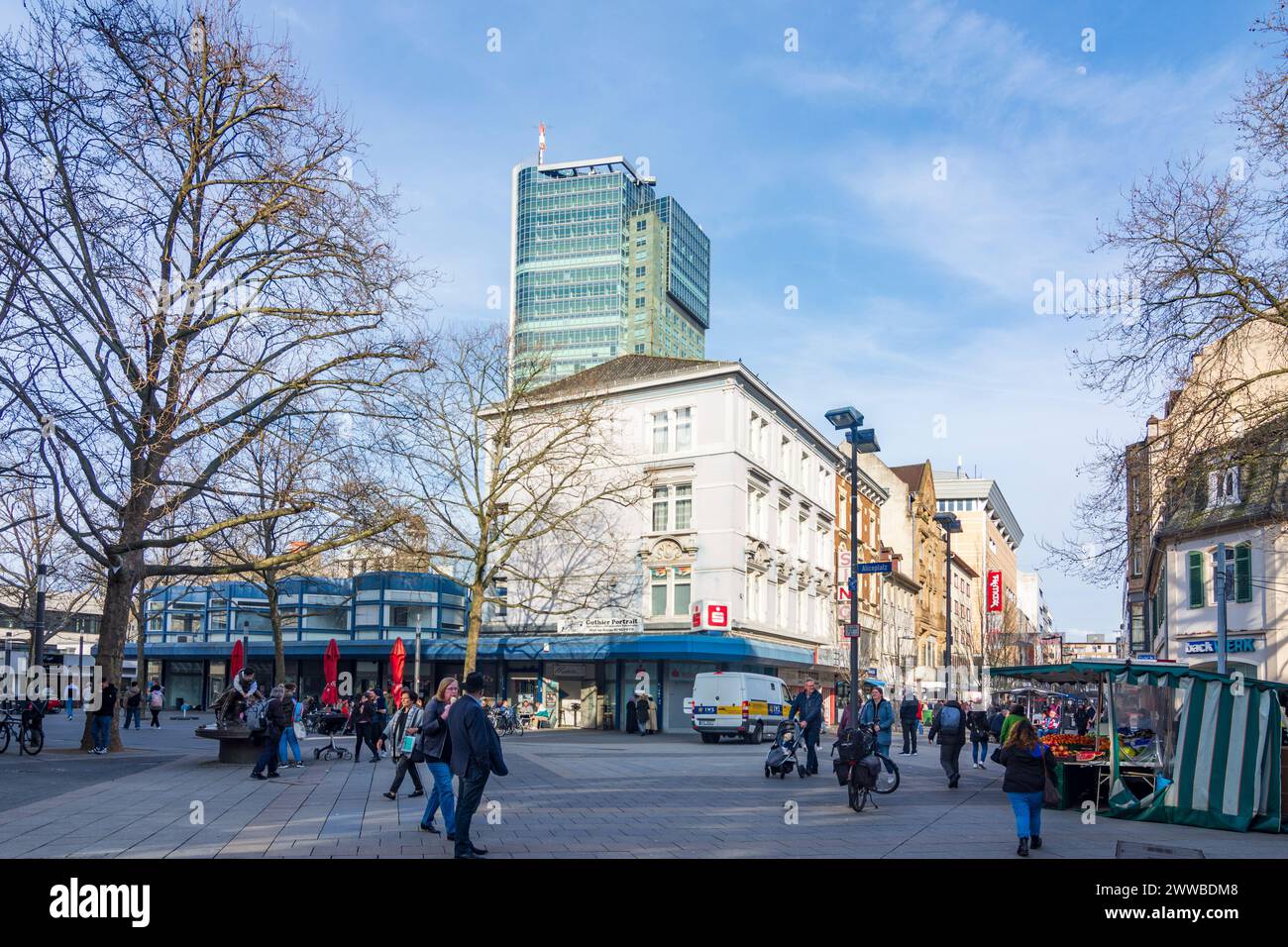 Offenbach sul meno: Piazza Aliceplatz, torre cittadina a Francoforte sul meno, Assia, Assia, Assia, Germania Foto Stock