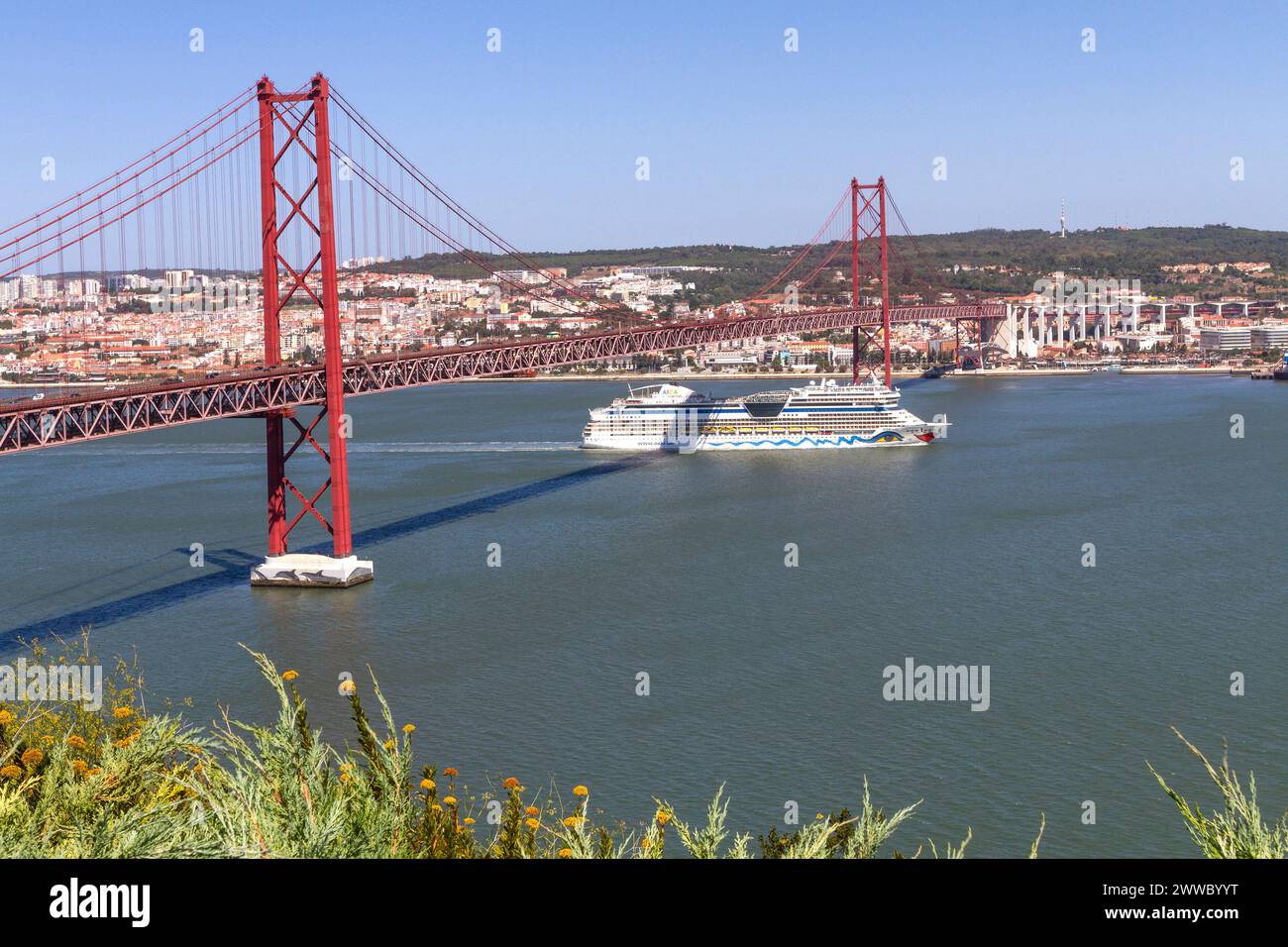 Ponte del venticinquesimo aprile, Lisbona, Portogallo Foto Stock