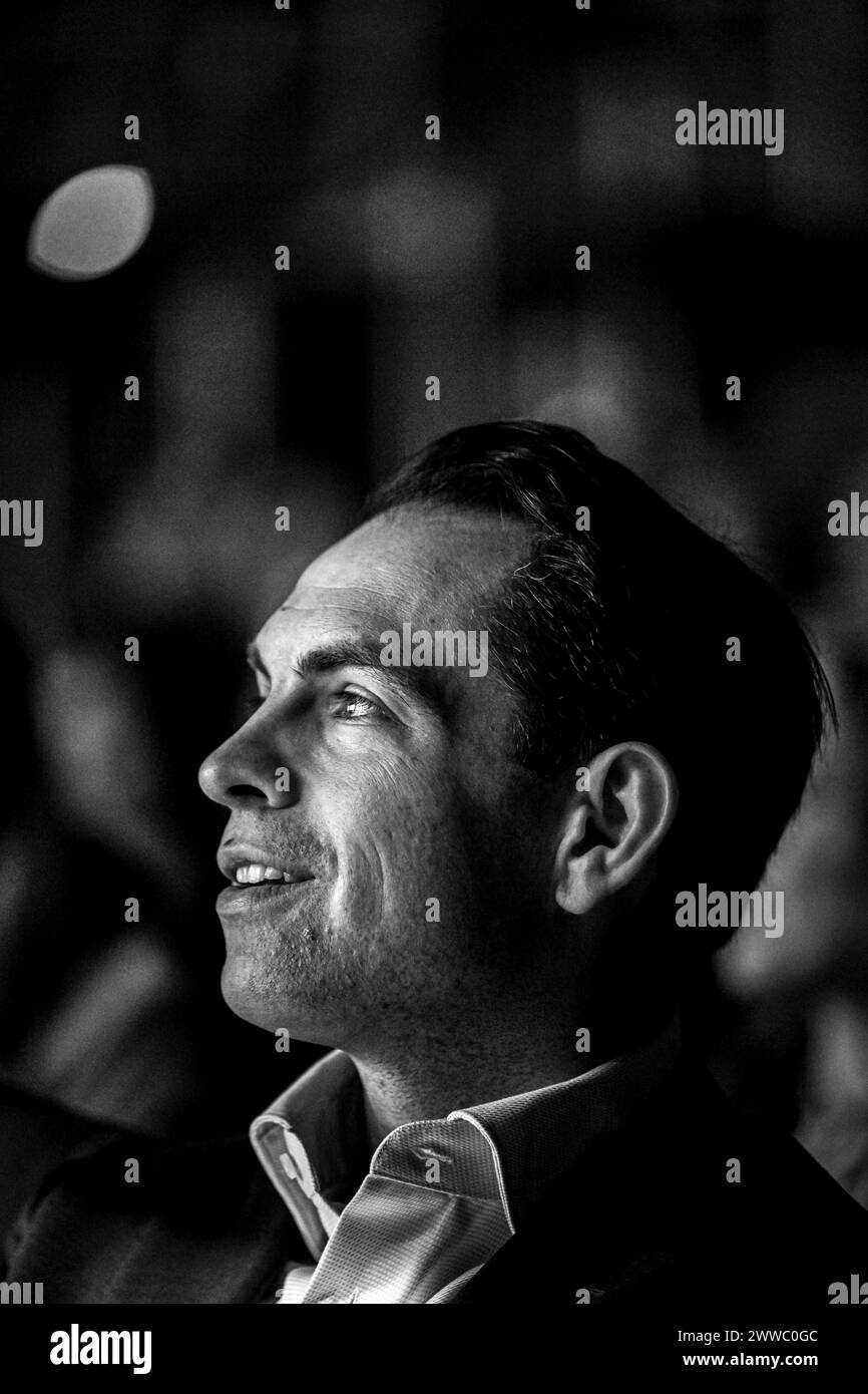 Anversa, Belgio. 23 marzo 2024. Tom Van Grieken di Vlaams Belang nella foto del primo Summit dell'industria fiamminga, durante il Flanders Technology and Innovation Festival nella lotto Arena, ad Anversa, sabato 23 marzo 2024. Il festival di dieci giorni Flanders Technology & Innovation (FTI) mirava a mettere in evidenza le competenze fiamminghe in materia di tecnologia e innovazione. Il festival ha ospitato eventi a Gand, Kortrijk, Hasselt, Anversa, Lovanio e Bruxelles. BELGA PHOTO TOM GOYVAERTS credito: Belga News Agency/Alamy Live News Foto Stock