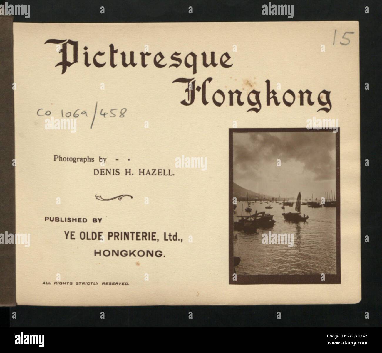 Descrizione: Frontespizi con fotografie: "Pittoresca Hong Kong" ubicazione: Hong Kong Data: 1930-1940 hong Kong, asia, asiathrough alens Foto Stock