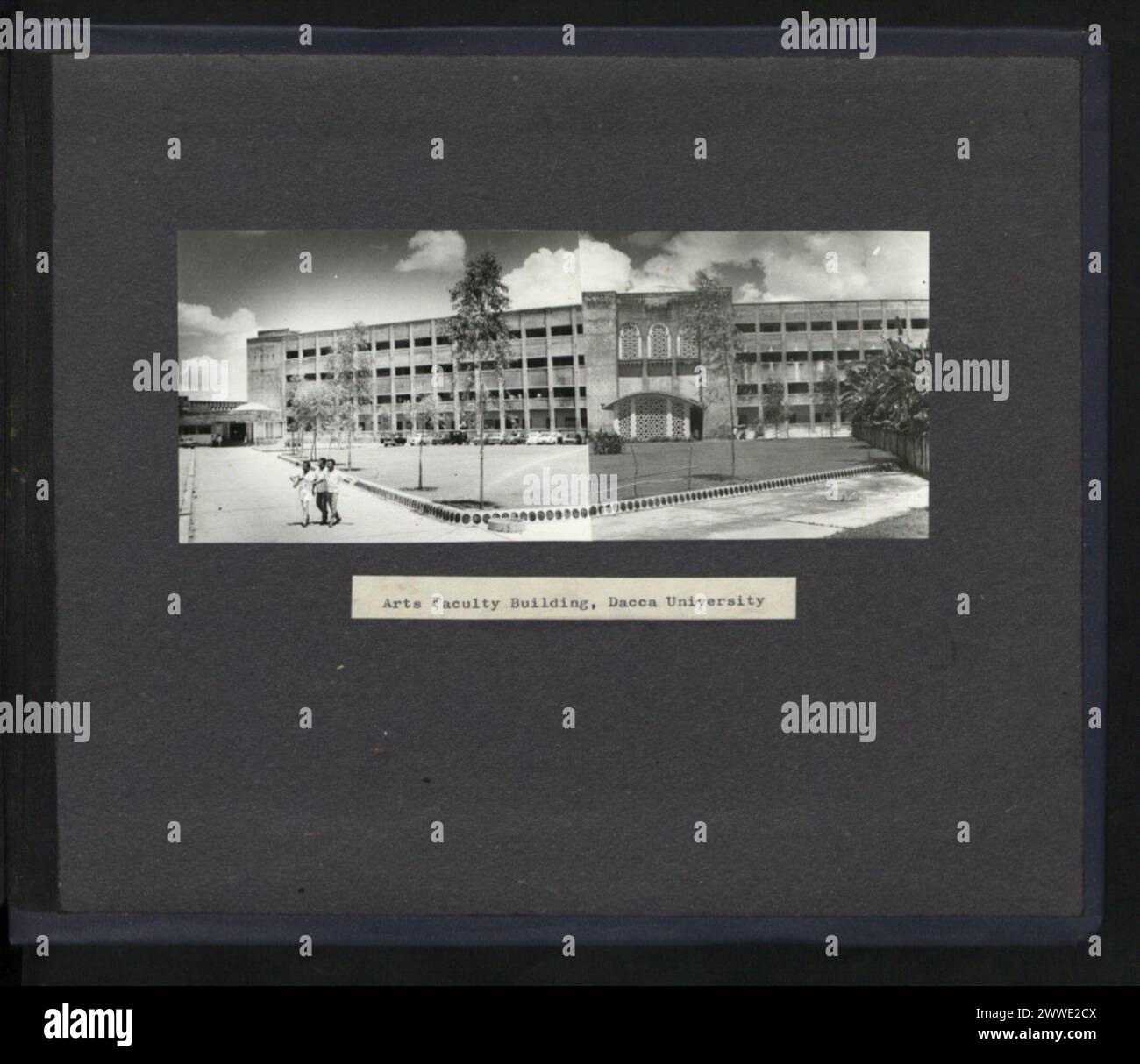 L'Arts Faculty Building della Dacca University in Bangladesh, 1970, ospita dipartimenti accademici focalizzati sulle scienze umanistiche e l'educazione artistica. Foto Stock