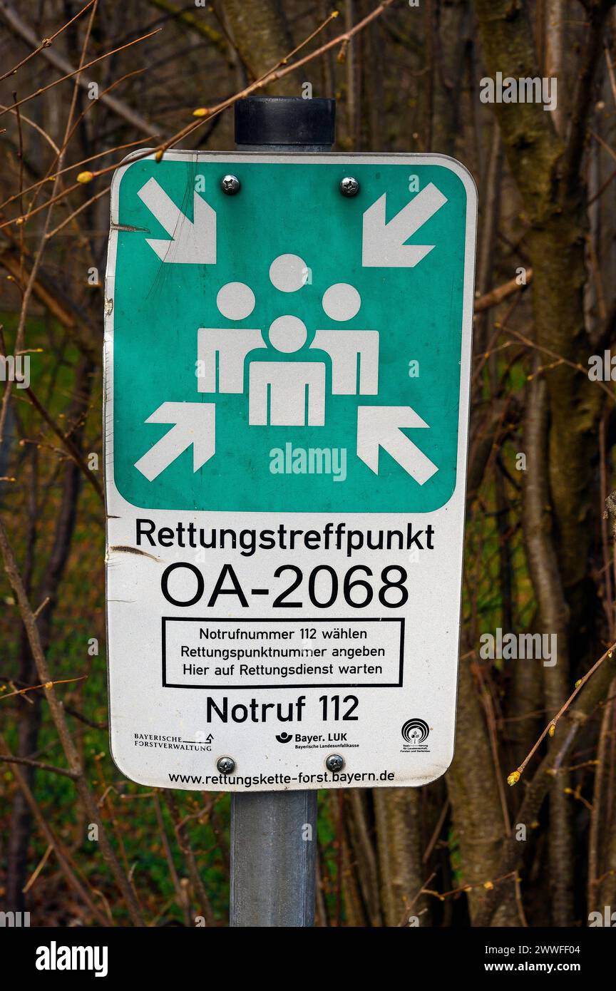 Cartello, punto d'incontro di soccorso vicino a Wildpoldsried, Allgaeu, Svevia, Baviera, Germania Foto Stock