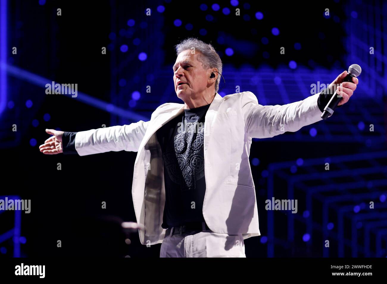 Gazebo singer immagini e fotografie stock ad alta risoluzione Alamy