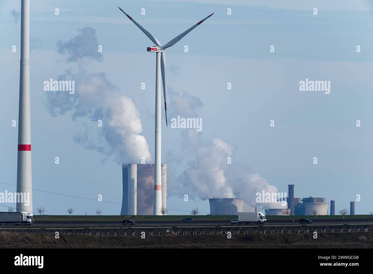 RWE Power AG Kraftwerk a Niederaußem, Renania settentrionale-Vestfalia, Germania © Wojciech Strozyk / Alamy Stock Photo Foto Stock