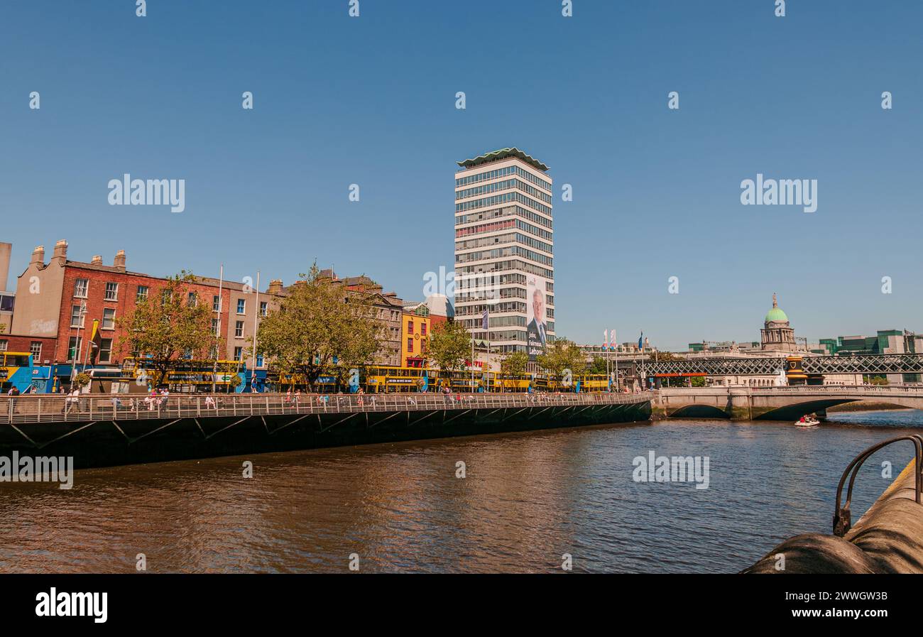 Dublino, la capitale della Repubblica d'Irlanda, si trova sulla costa orientale dell'Irlanda, alla foce del fiume Liffey. Foto Stock