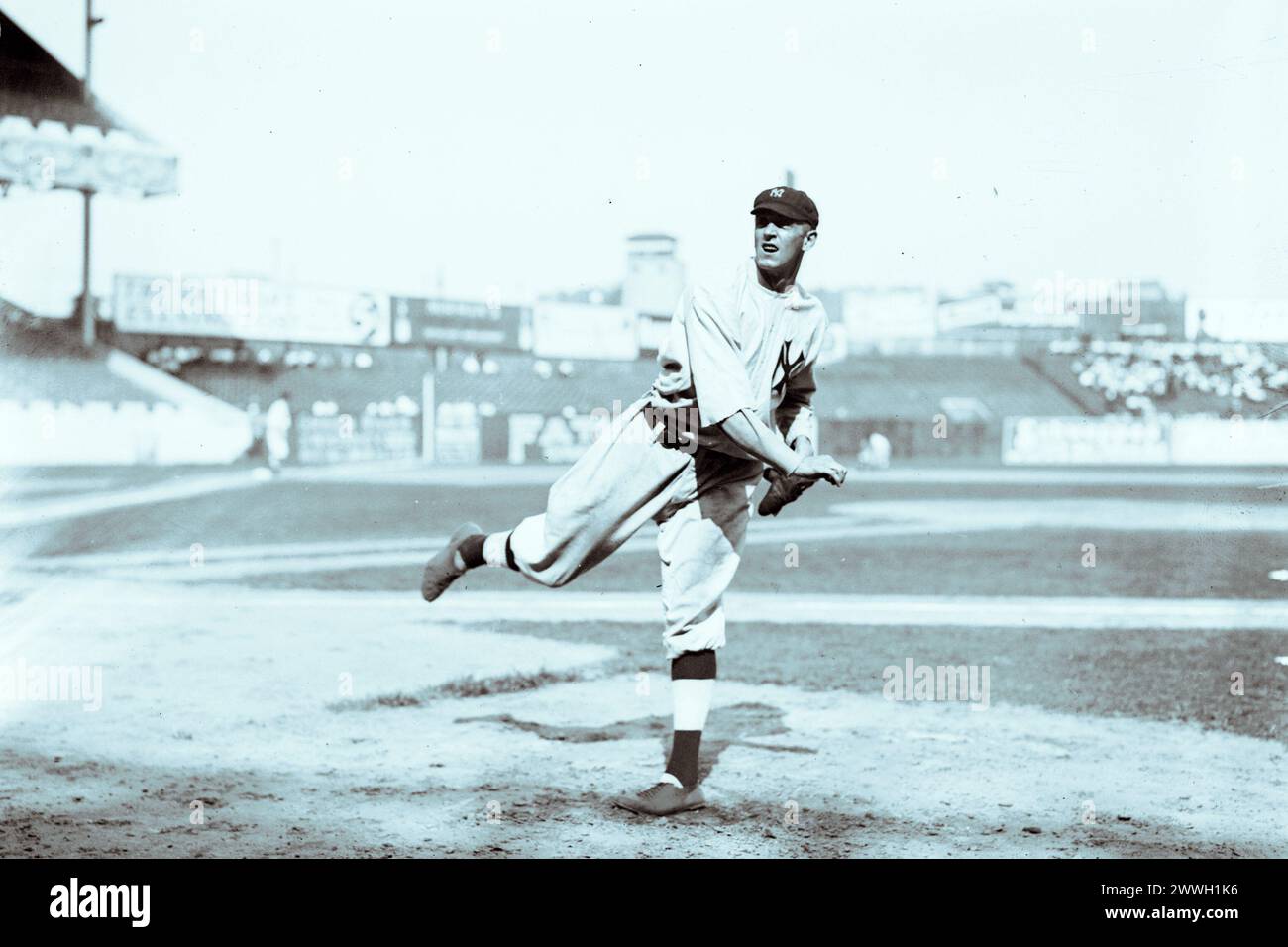 Ray Caldwell, giocatore di baseball. Miglioramento digitale di un'immagine di pubblico dominio. Foto Stock