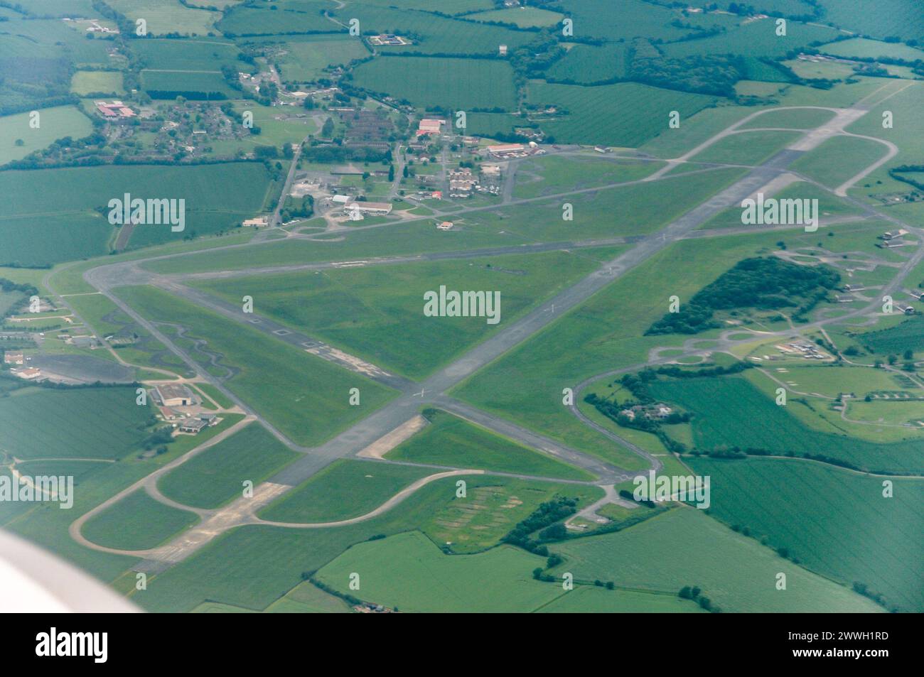 MDP Wethersfield, precedentemente RAF Wethersfield, nell'Essex, Regno Unito. Layout della pista visualizzato dall'alto. Utilizzato dalla RAF in tempo di guerra e dagli aerei della guerra fredda Foto Stock