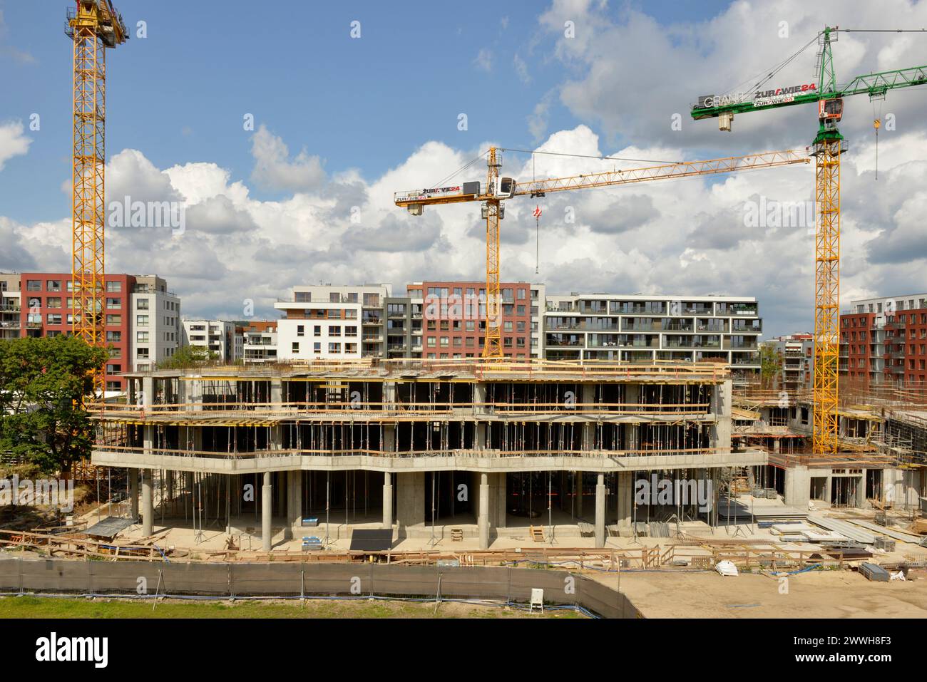 Danzica Wrzeszcz, Garnizon complesso residenziale di costruzione di un nuovo condominio a Danzica, Polonia, Europa, UE a partire dal luglio 2023 Foto Stock
