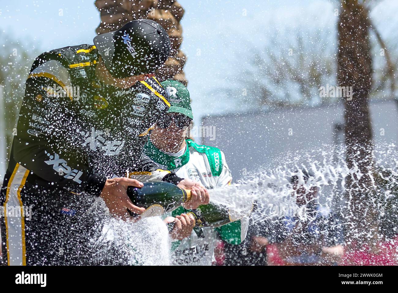 SCOTT MCLAUGHLIN (3) di Christchurch, nuova Zelanda, finisce secondo e festeggia in Victory Lane per l'inaugurale Thermal Club $1 Million Challenge al Thermal Club di Thermal, CALIFORNIA. Foto Stock