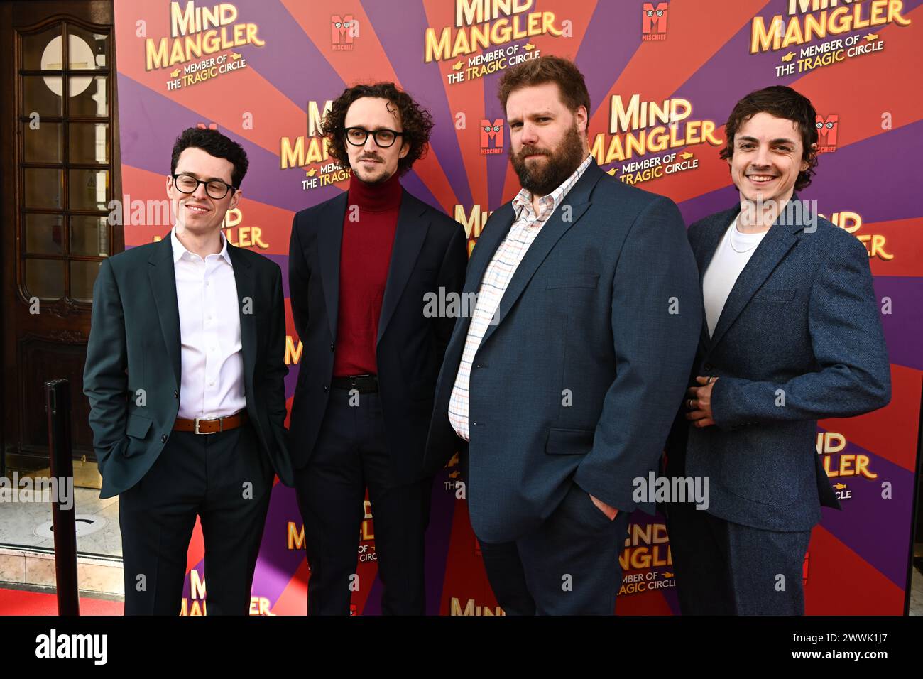 Londra, Regno Unito. 24 marzo 2024. Henry Lewis e Jonathan Sayer assistono all'A Gala Performance of Mind Mangler: Member of the Tragic Circle all'Apollo Theatre, Londra, Regno Unito. Credito: Vedi li/Picture Capital/Alamy Live News Foto Stock