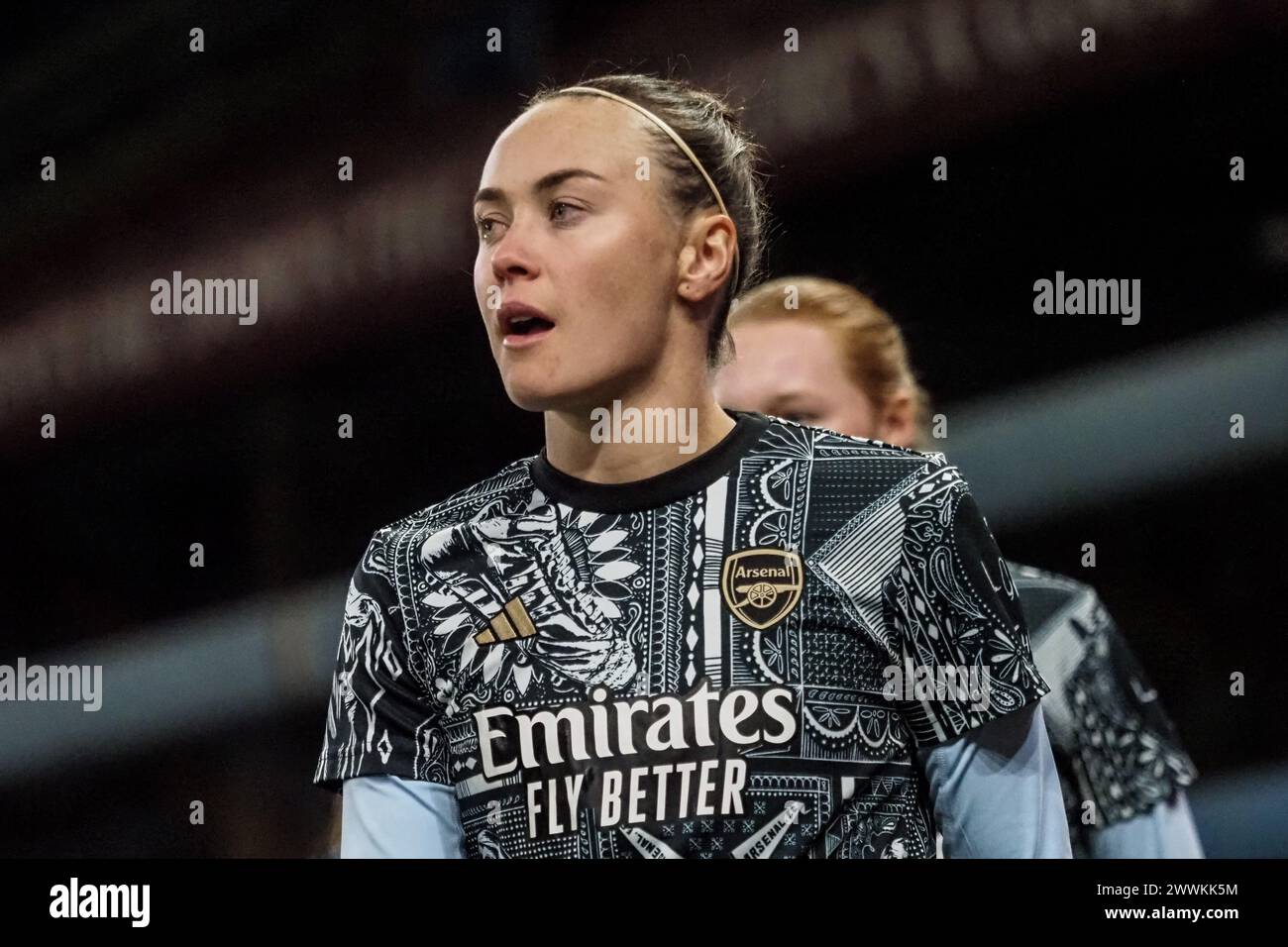 Birmingham, Regno Unito. 24 marzo 2024. Birmingham, Inghilterra, 24 marzo 2024: Caitlin Foord (19 Arsenale) si riscalda durante la partita Barclays fa Womens Super League tra Aston Villa e Arsenal al al Villa Park di Birmingham, Inghilterra (Natalie Mincher/SPP) credito: SPP Sport Press Photo. /Alamy Live News Foto Stock