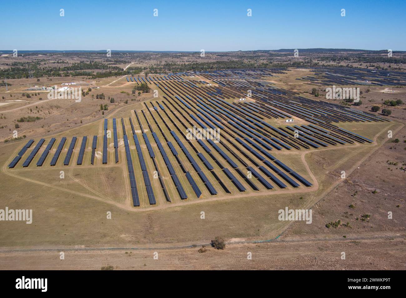 Aerea di una sezione della grande Solar Farm a Wandoan South Queensland Australia Foto Stock