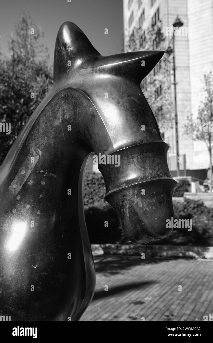 Dettaglio della statua dell'eroe Goffredo di Bouillon sulla Piazza reale di Bruxelles. Foto Stock