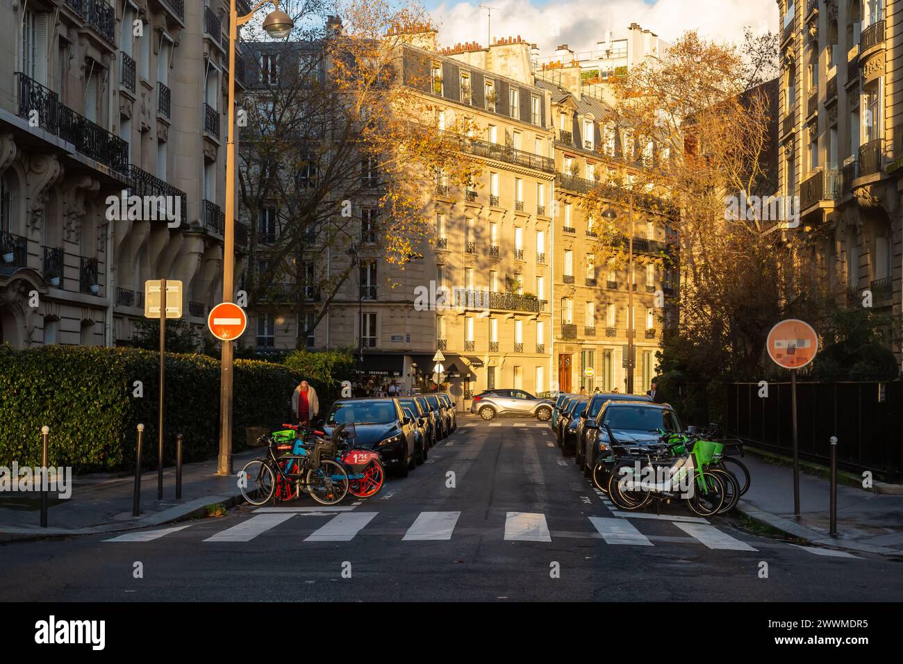 5 dicembre 2023 - Appartamenti nel quartiere "Trocadéro", Parigi, Francia. Foto Stock