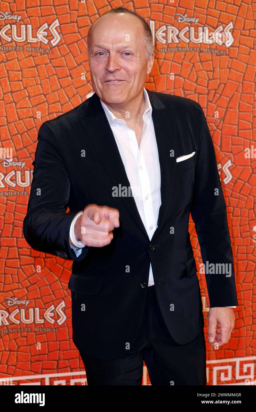 Joja Wendt bei der Premiere des Musicals Hercules im Stage Theater Neue Flora. Amburgo, 24.03.2024 *** Joja Wendt alla prima del musical Hercules al Teatro Neue Flora Amburgo, 24 03 2024 foto:xgbrcix/xFuturexImagex hercules Prem 4341 Foto Stock