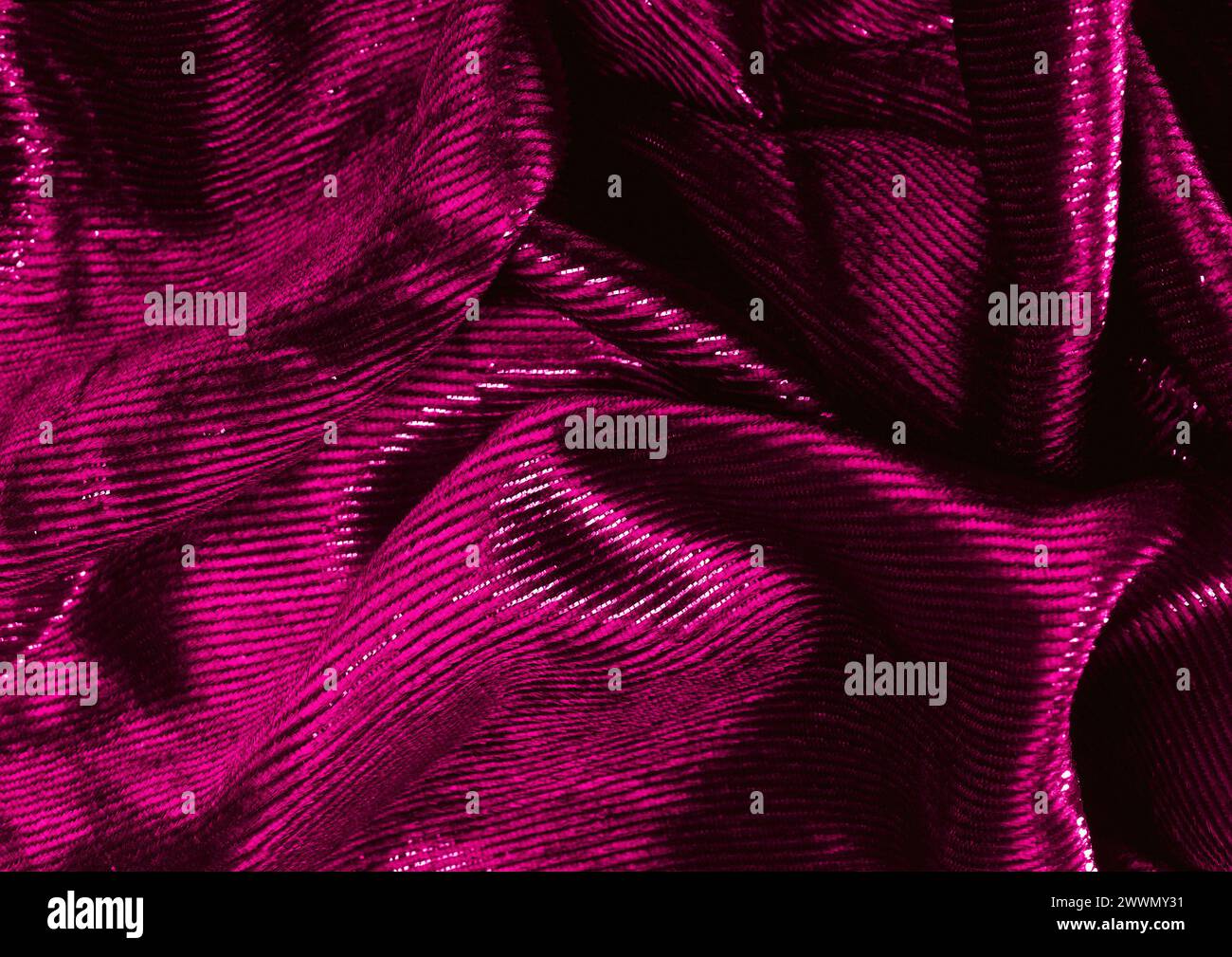 Vista ravvicinata con motivo in tessuto rosso, sfondo del materiale tessile Foto Stock