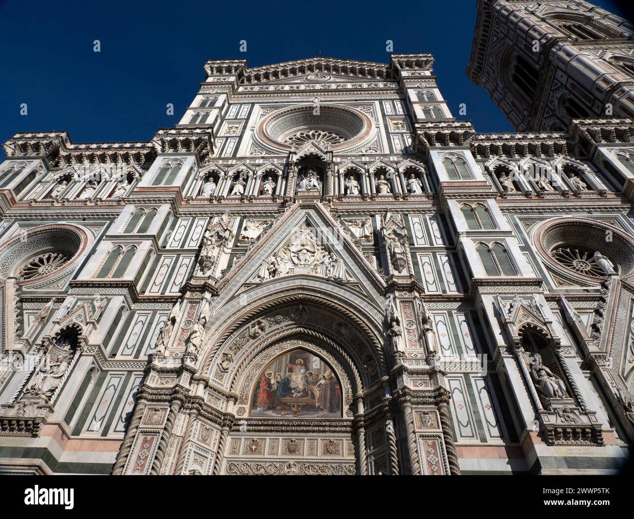 Firenze la Cattedrale di Santa Maria dei Fiori Italia - dettaglio della scultura Foto Stock