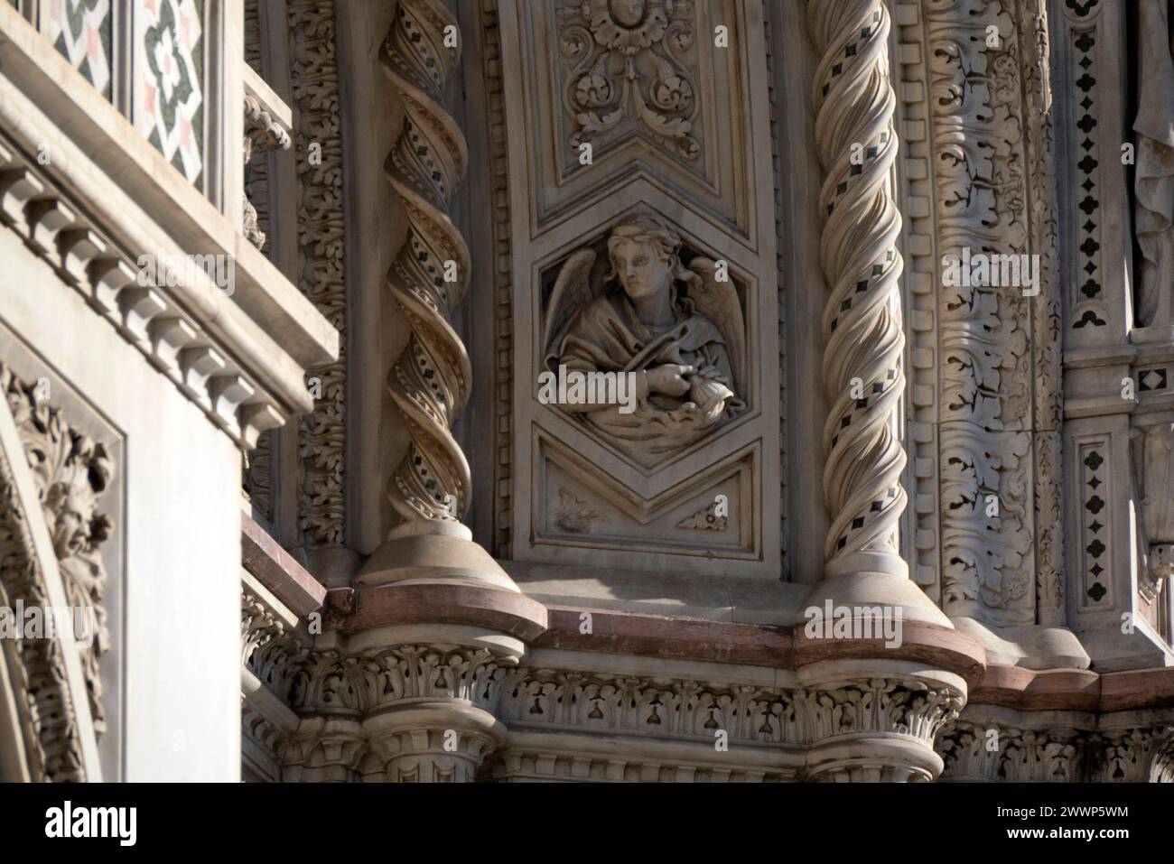 Firenze la Cattedrale di Santa Maria dei Fiori Italia - dettaglio della scultura Foto Stock