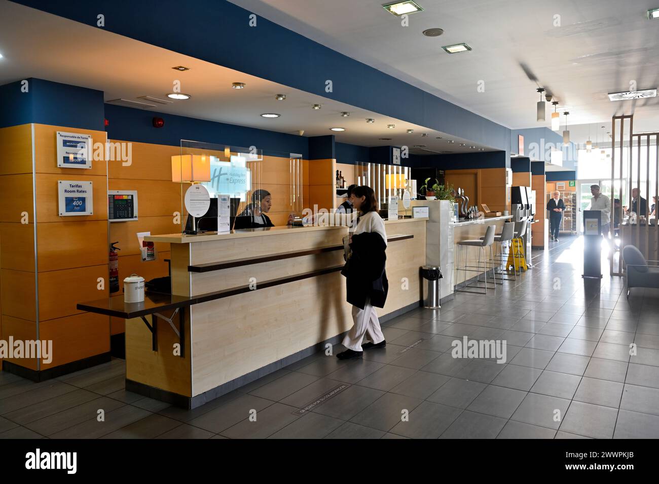 Banco ricevimento all'Holiday Inn Airport Express, Malaga, Spagna Foto Stock