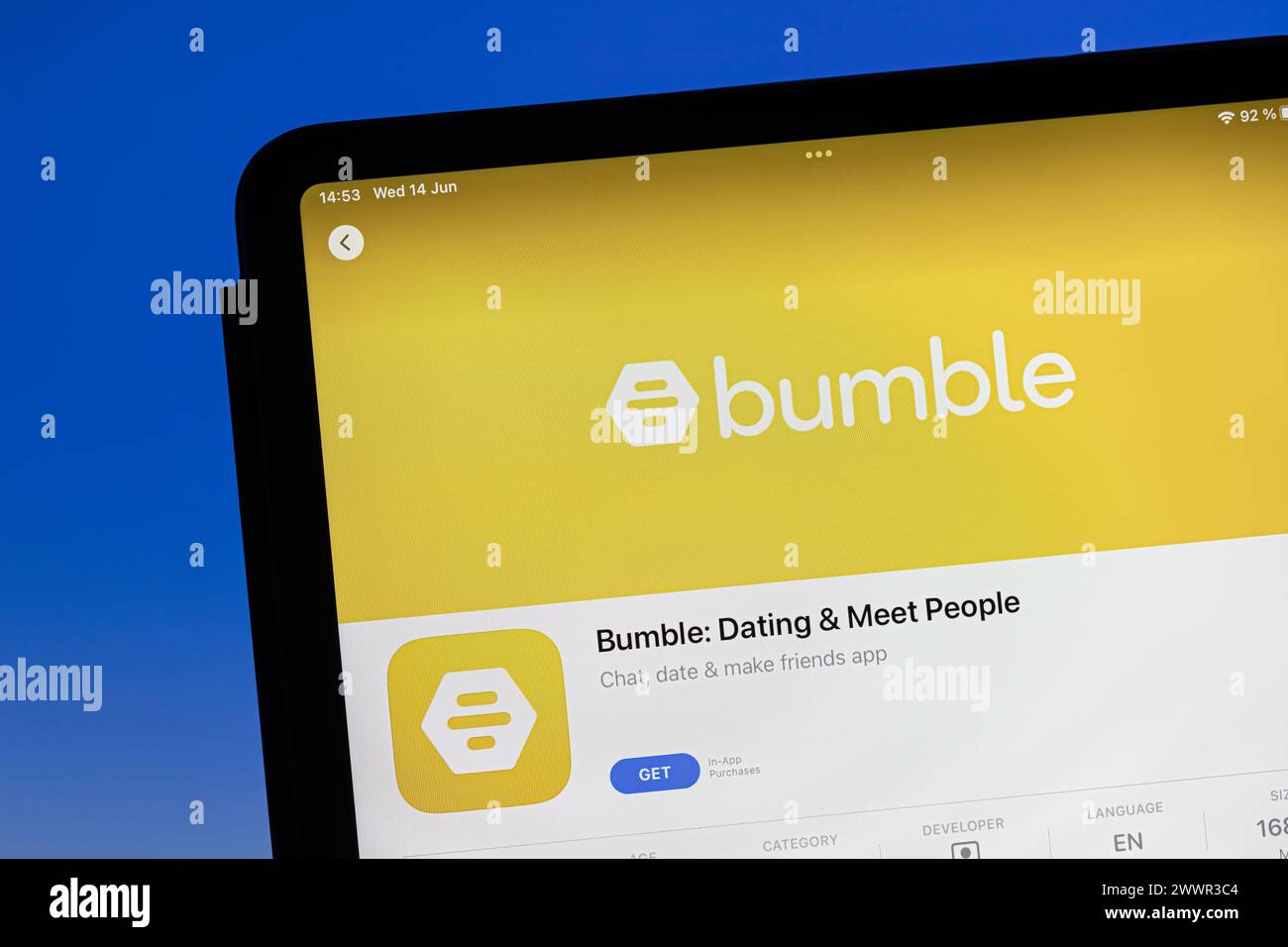 Ostersund, Svezia - 14 giugno 2023: App Bumble su ipad. Bumble è un'applicazione di incontri e networking online. Foto Stock