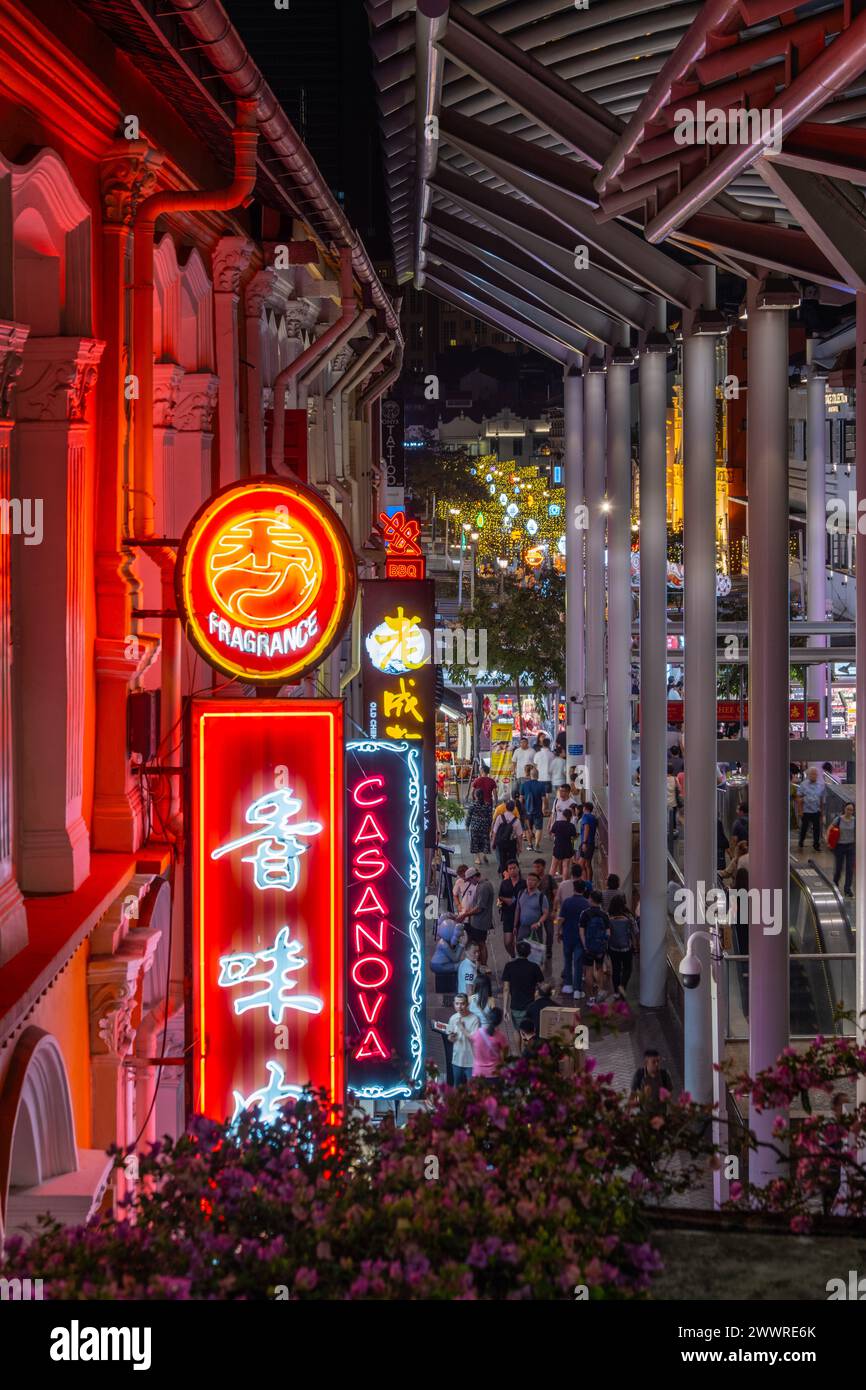 I segni del ristorante di Chinatown Singapore Foto Stock