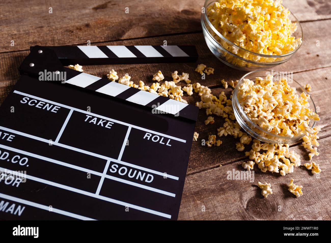 Filmato battaglio board e pop corn Foto Stock