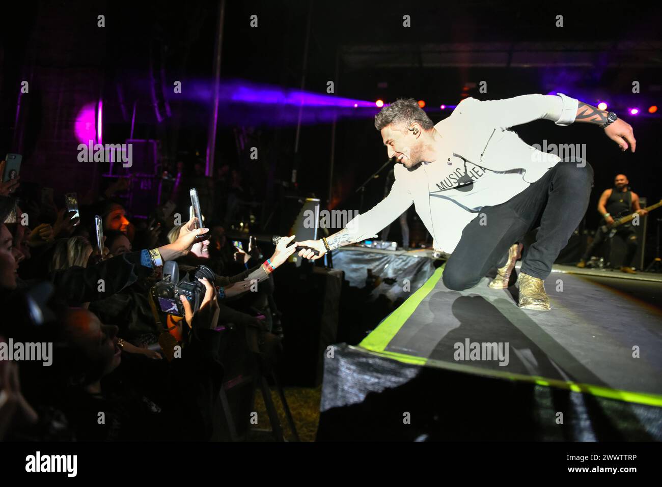 Doheny State Beach, Dana Point, California, 10 novembre 2018, Chase Rice si esibisce sul palco al Driftwood Country Music Festival. Foto Stock