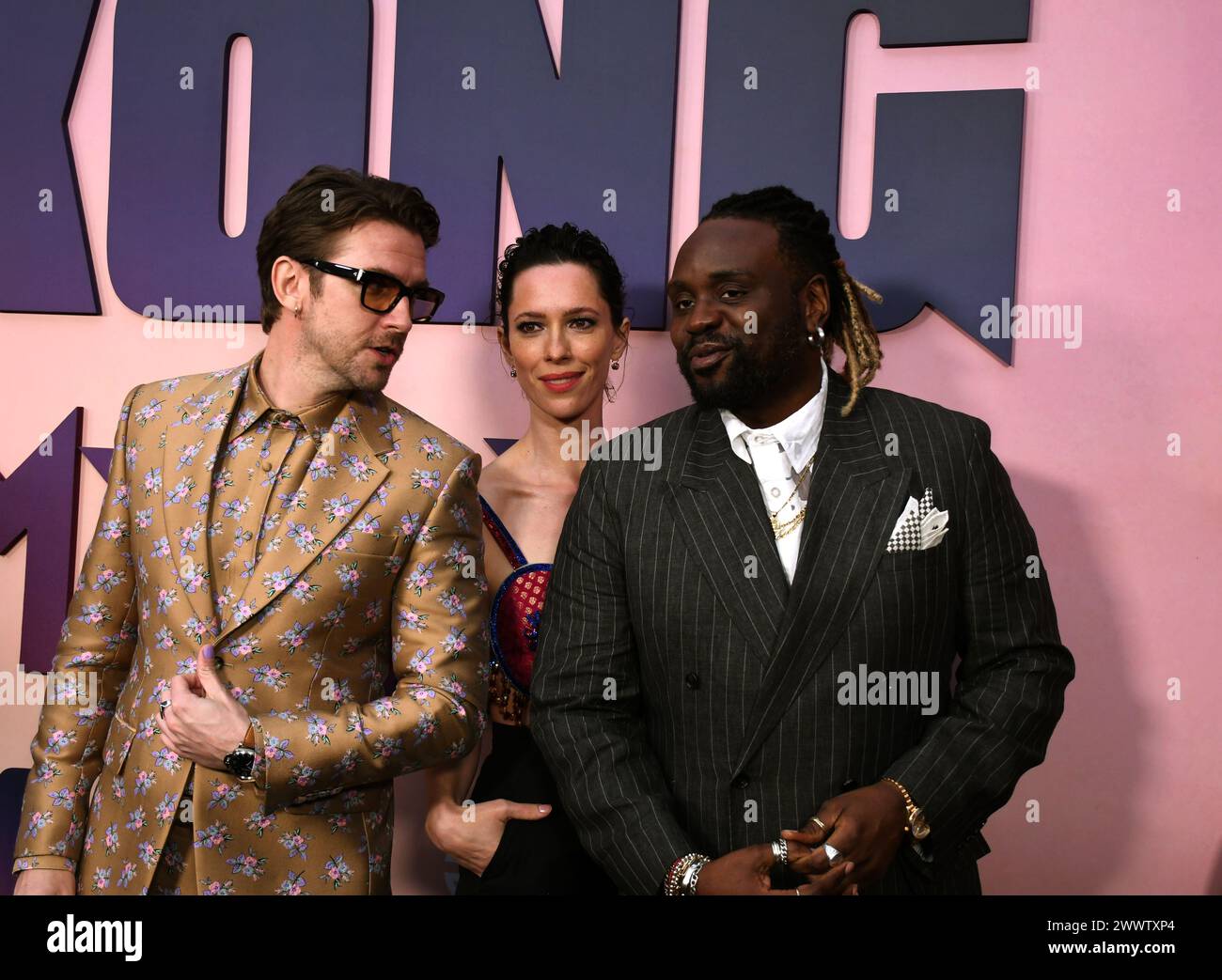 Hollywood, California, USA 25 marzo 2024 (L-R) l'attore Dan Curtis, l'attrice Rebecca Hall e l'attore Brian Tyree Henry frequentano Warner Bros Pictures and Legendary Pictures presenta la prima mondiale di Godzilla X Kong The New Empire al Tcl Chinese Theatre il 25 marzo 2024 a Hollywood, California, USA. Foto di Barry King/Alamy Live News Foto Stock