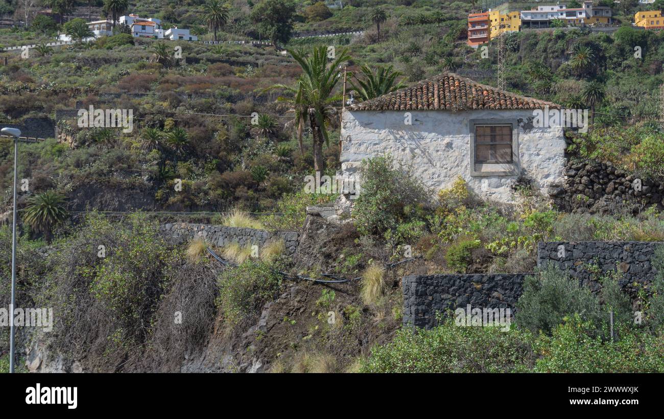 Cottage vintage delle Canarie, tranquilla tranquillità in collina Foto Stock