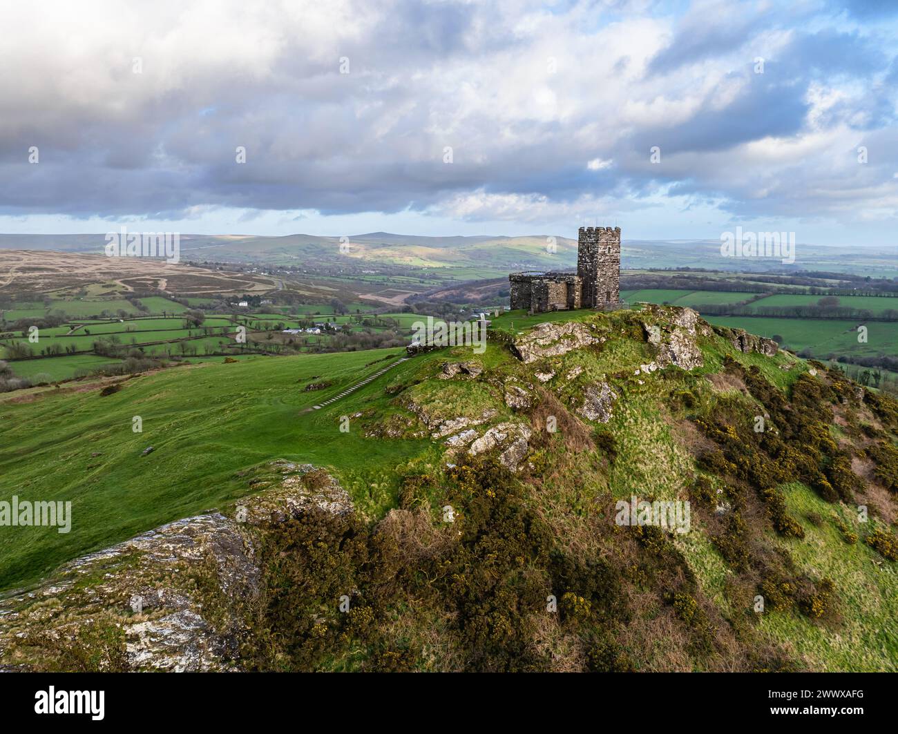 Brentor Church, St Michael's Church, Brentor, Dartmoor Park, Tavistock, Inghilterra, Europa Foto Stock