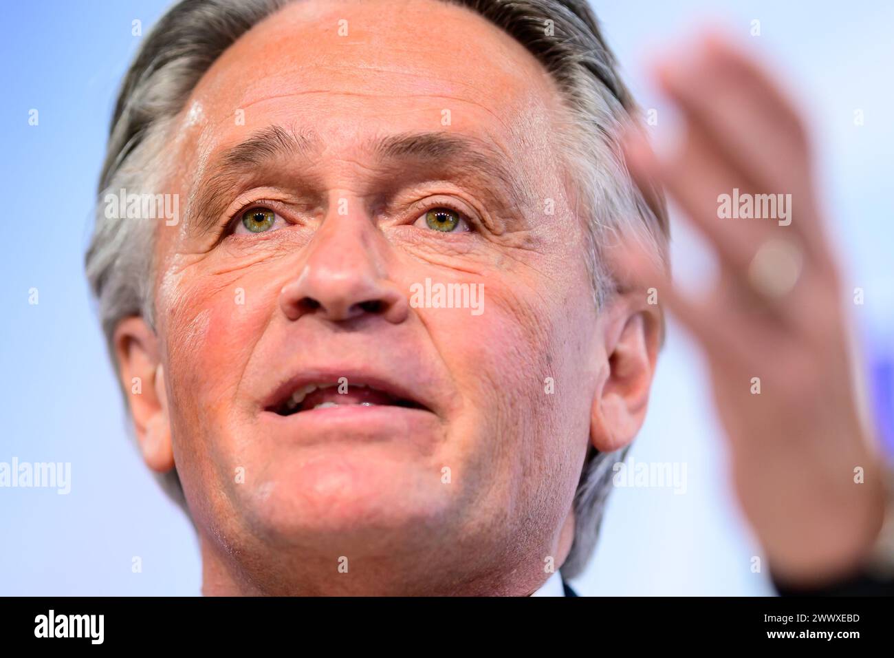 26.03.2024, Wien, AUT, Pressekonferenz der FPÖ zum Thema neues aus der (Rundfunk)Anstalt, im Bild ORF-Stiftungsrat Peter Westenthaler // ORF Consiglio di amministrazione Peter Westenthaler durante la conferenza stampa di FPÖ sul tema delle notizie dall'istituzione (radiodiffusione). Vienna, Austria il 2024/03/26. - 20240326 PD3689 Foto Stock