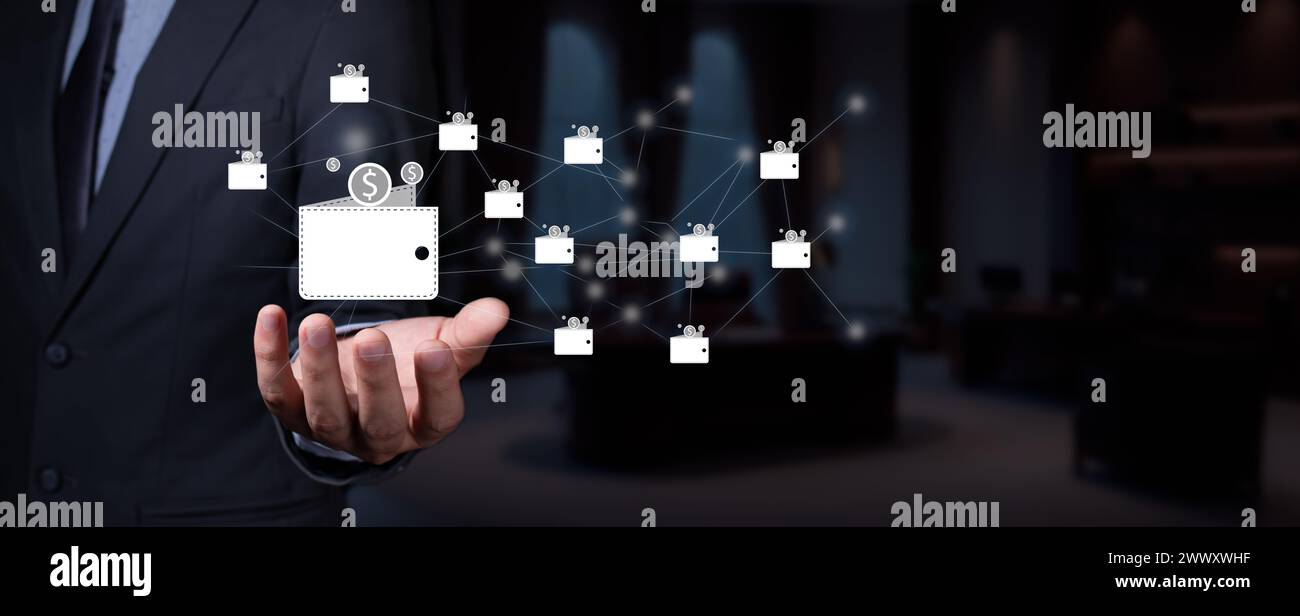 l'uomo d'affari usa il marketing digitale, la fintech, la tecnologia delle transazioni di denaro Foto Stock