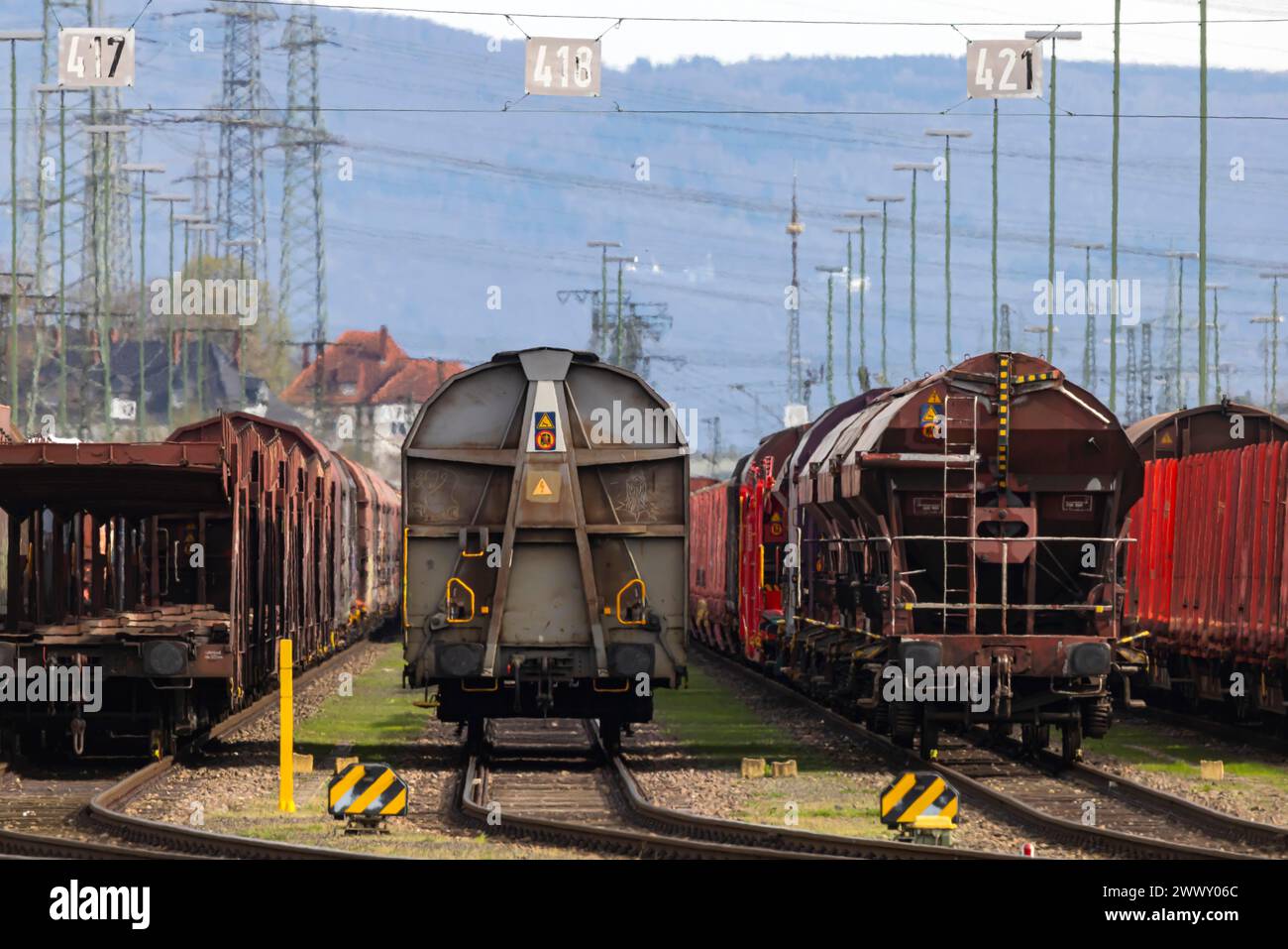 Carri merci immagazzinati, deposito DB Cargo Mannheim, Baden-Wuerttemberg, Germania Foto Stock