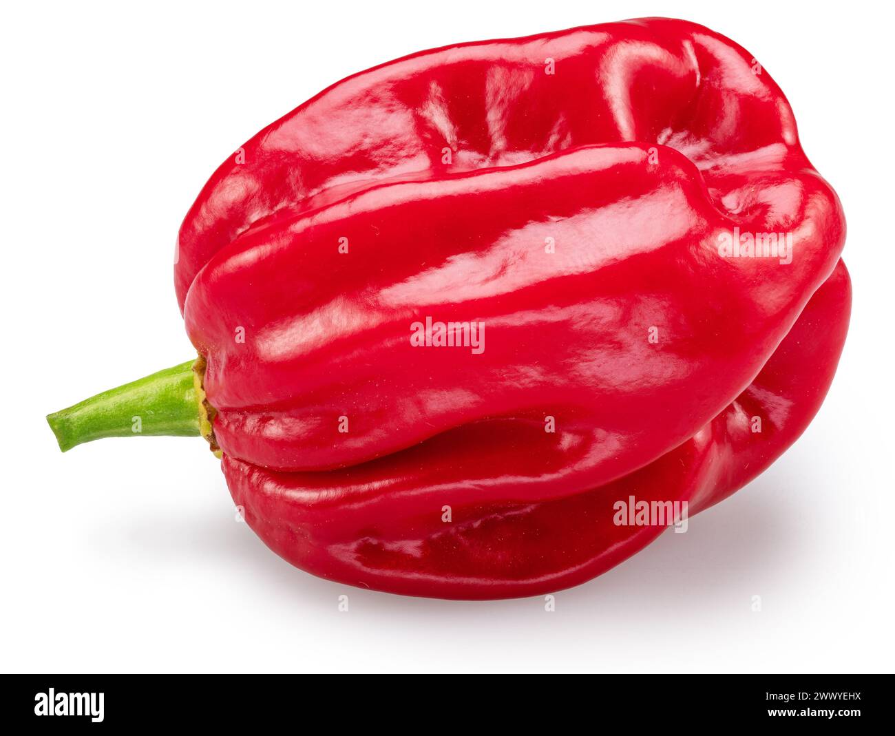 Pepe habanero rosso su sfondo bianco. Il file contiene il percorso di ritaglio. Foto Stock