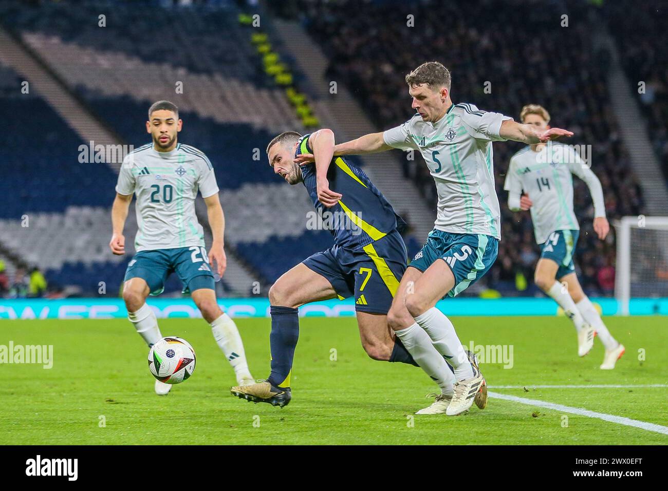 Glasgow, Regno Unito. 26 marzo 2024. In preparazione all'UEFA EURO 2024, la Scozia gioca contro l'Irlanda del Nord all'Hampden Park di Glasgow, lo stadio nazionale scozzese. Crediti: Findlay/Alamy Live News Foto Stock