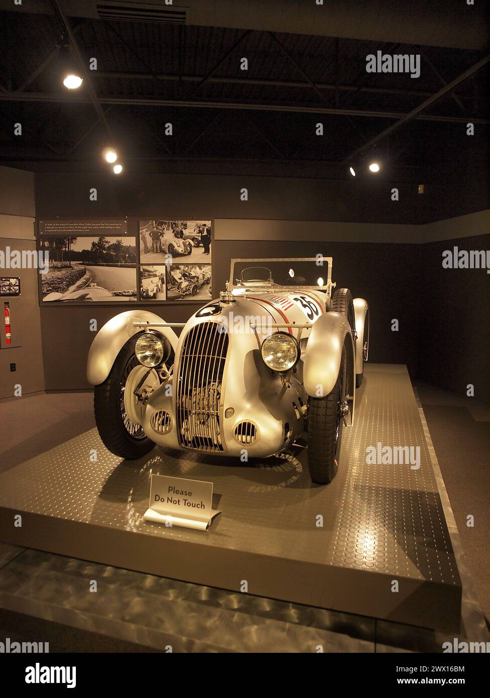 Museo storico Collier di Naples, Florida. Questa collezione contiene automobili europee e americane. E' inoltre presente la biblioteca REVS. Foto Stock
