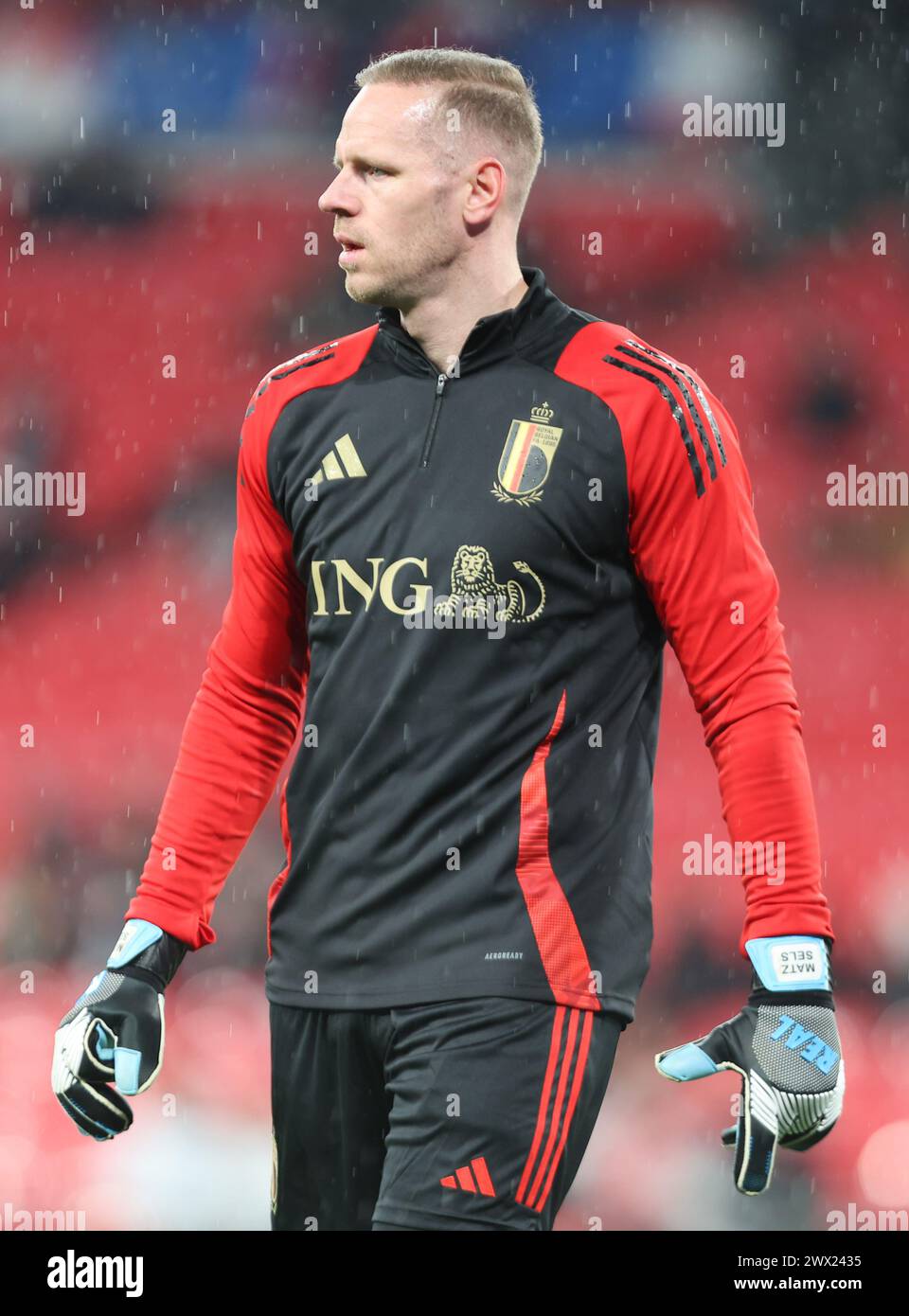 Matz Sels (Nottingham Forest) del Belgio durante il riscaldamento pre-partita durante l'amichevole internazionale di calcio tra Inghilterra e Belgio a Wemble Foto Stock