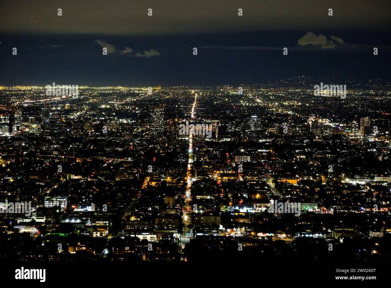 Vista notturna di Los Angeles da Griffith Park, California, Stati Uniti. Foto Stock