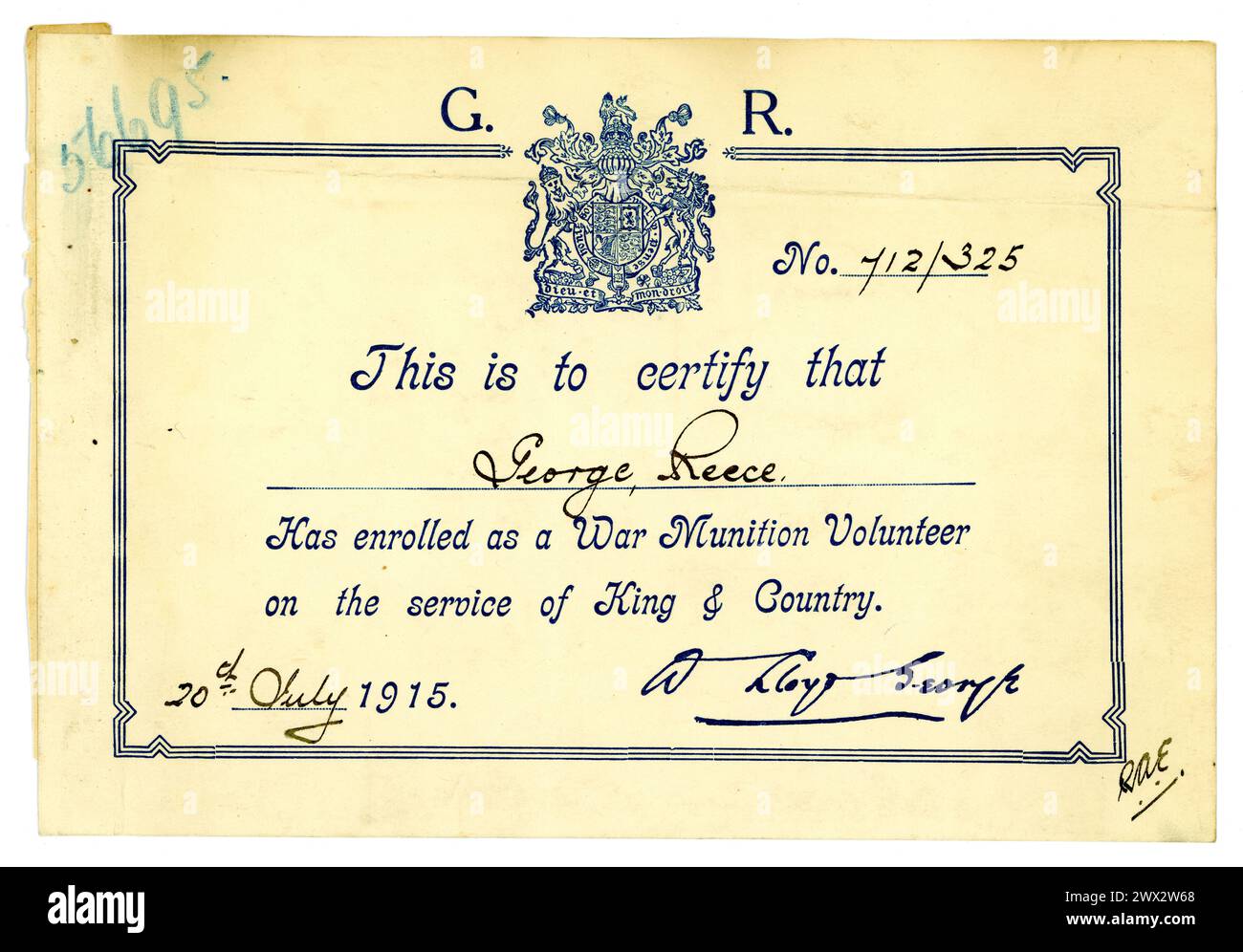 Certificato originale di iscrizione volontaria per le munizioni di guerra della prima guerra mondiale, "al servizio del re e della nazione", nome di George Reece, datato 20 luglio 1915, Regno Unito Foto Stock