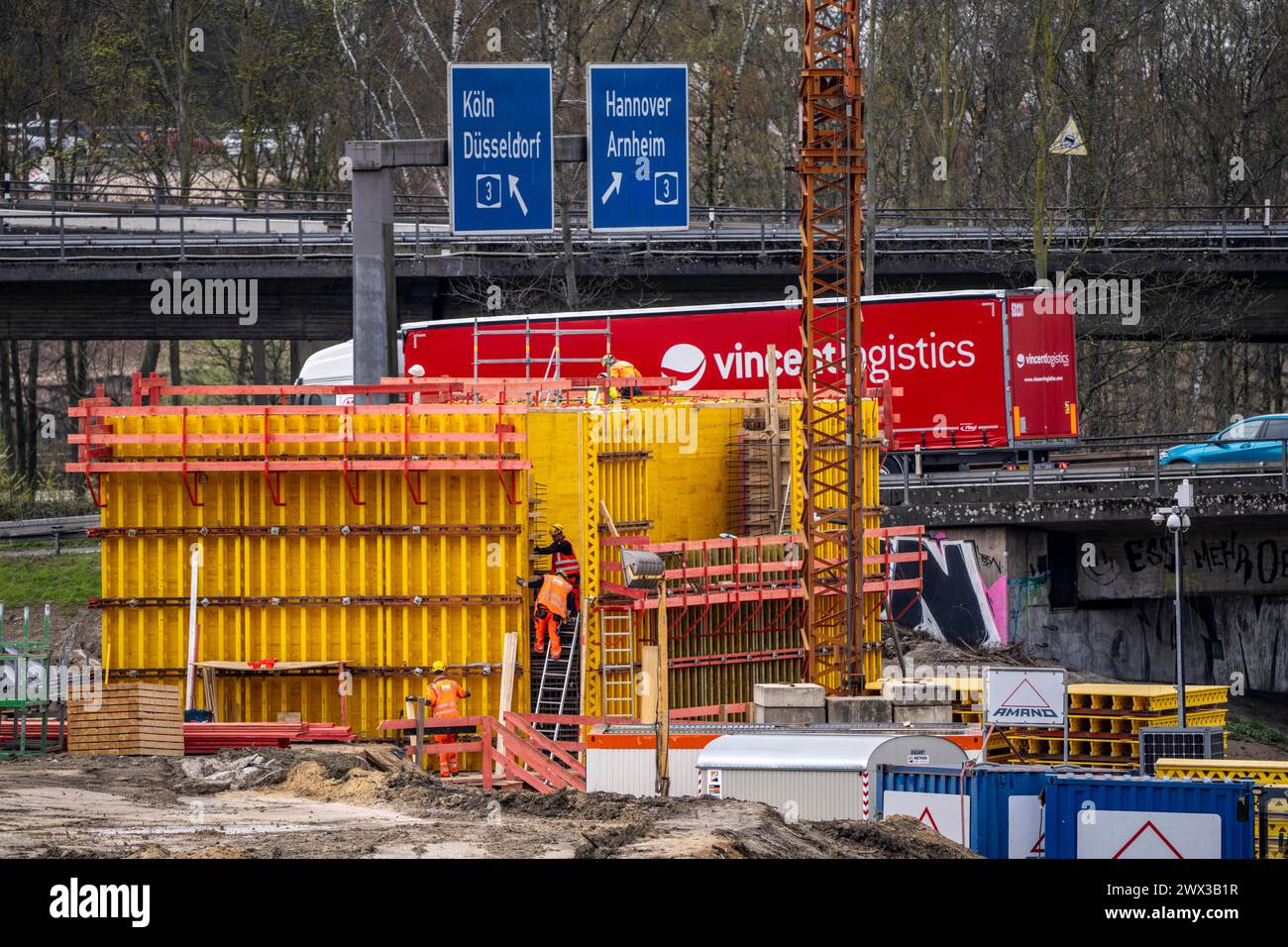 Interscambio Duisburg-Kaiserberg, ricostruzione completa e nuova costruzione dello svincolo A3 e A40, tutti i ponti, le rampe e le corsie sono in fase di rinnovo Foto Stock