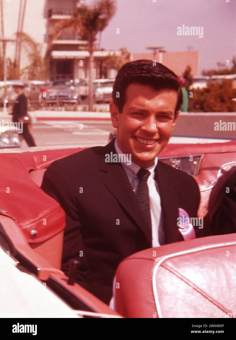 MARK DAMON color Candid Portrait intorno al 1965 Foto Stock