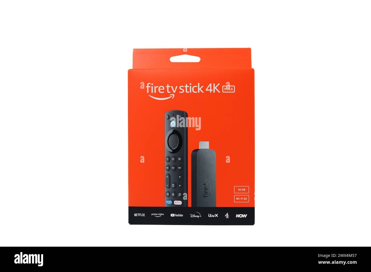 Amazon Fire TV Stick 4K MAX 2023 nella confezione originale isolato su bianco. Stafford, Regno Unito. 24 marzo 2024. Foto Stock