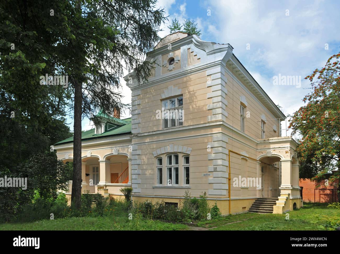 Villa al 104 di Shevchenko Street, Ivano-Frankivsk, Stanislawow, Ucraina Foto Stock