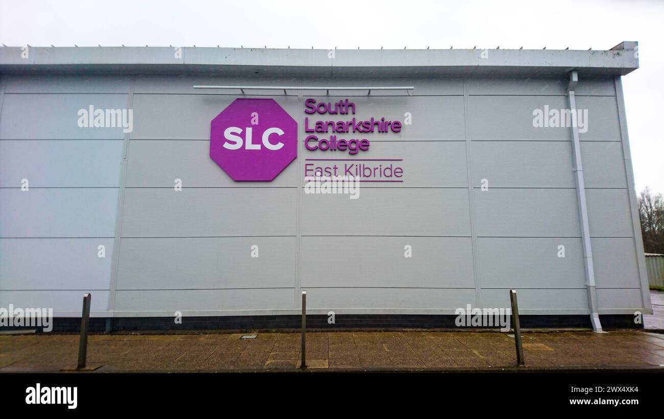 SLC South Lanarkshire College firma su Building, East Kilbride, Glasgow, Scozia Foto Stock